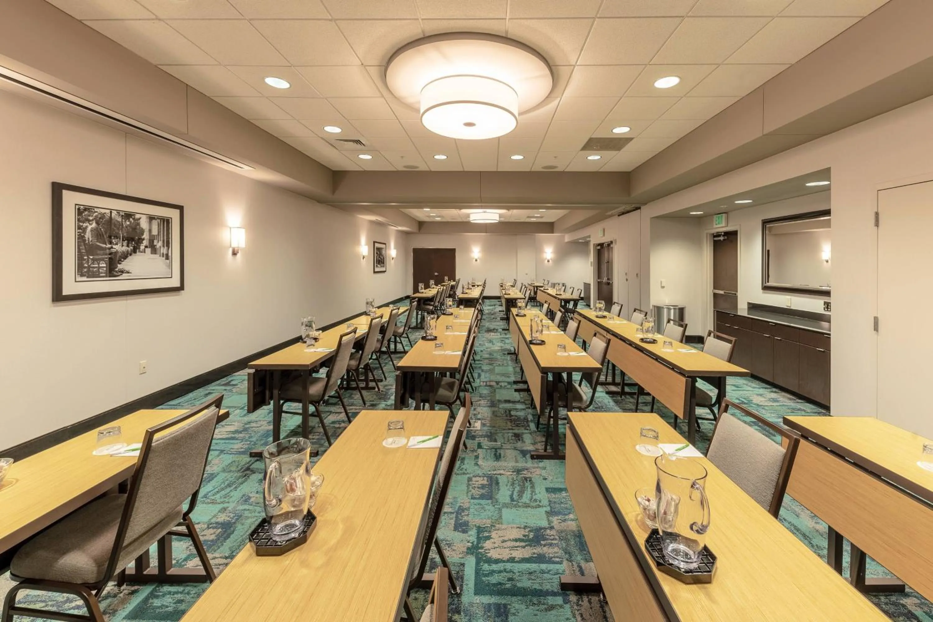 Meeting/conference room in Courtyard by Marriott Greenville Downtown