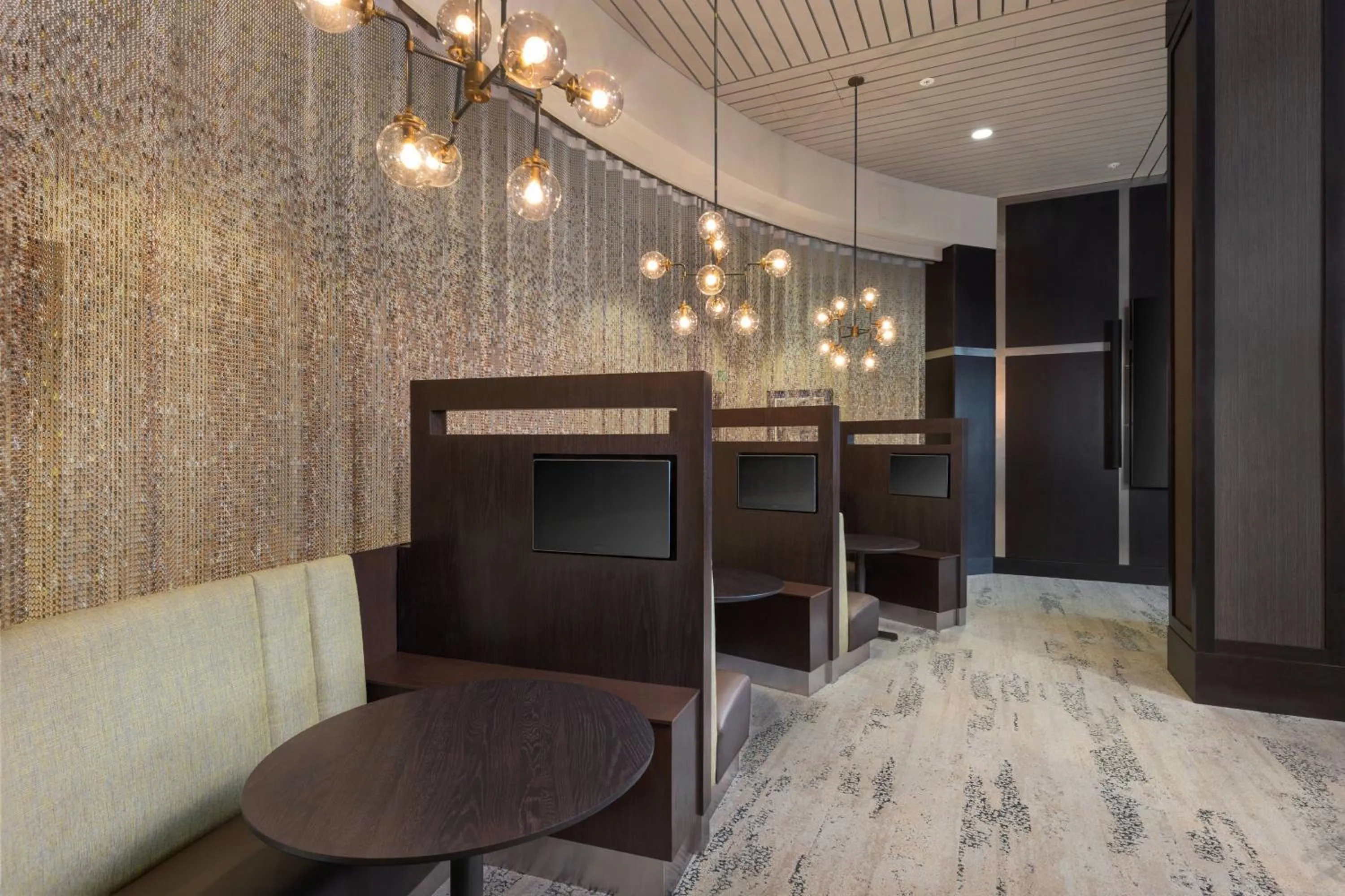 Other, Bed in Courtyard by Marriott Greenville Downtown