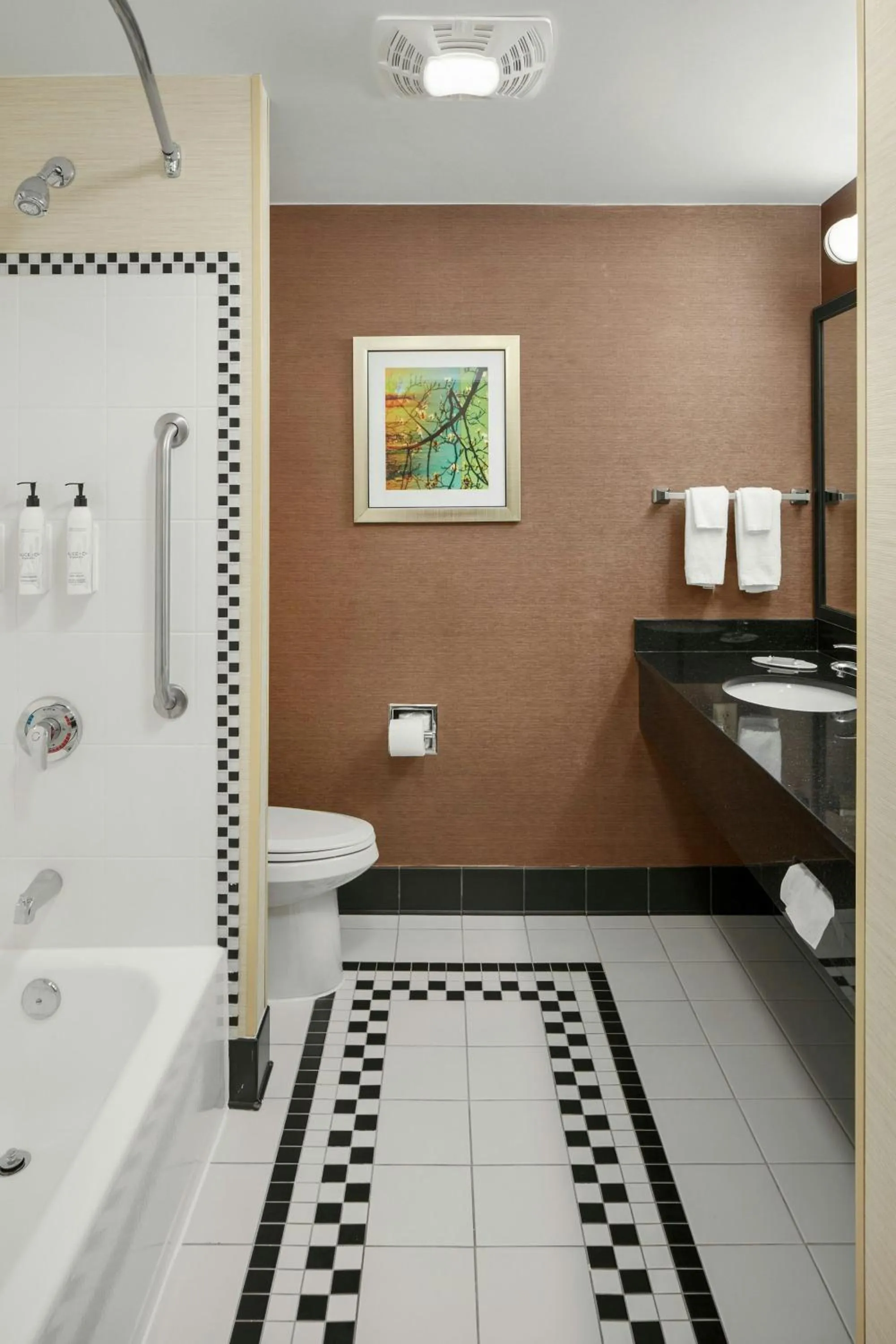 Bathroom in Fairfield Inn & Suites by Marriott Carlisle