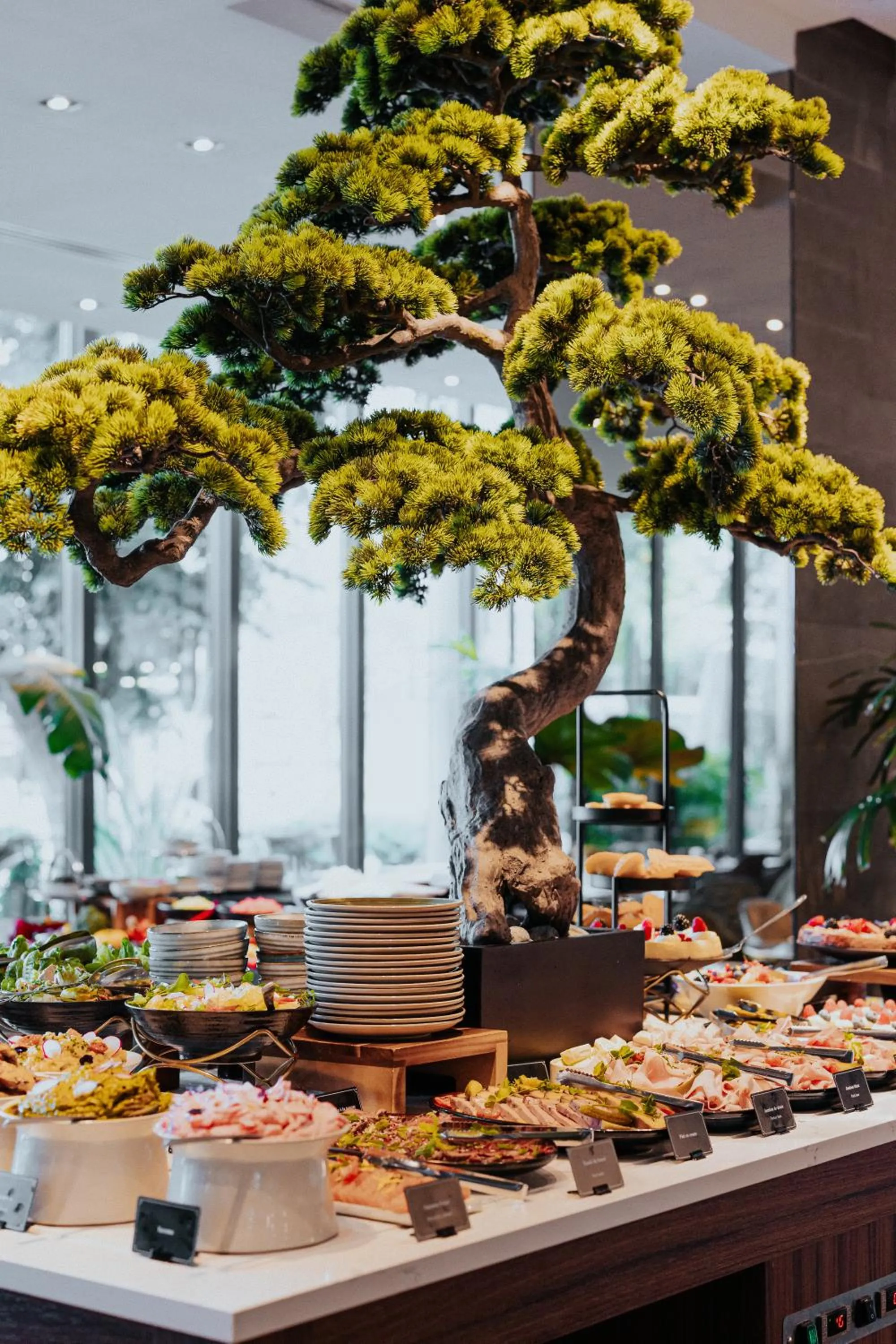 Restaurant/places to eat in Pullman Paris Tour Eiffel