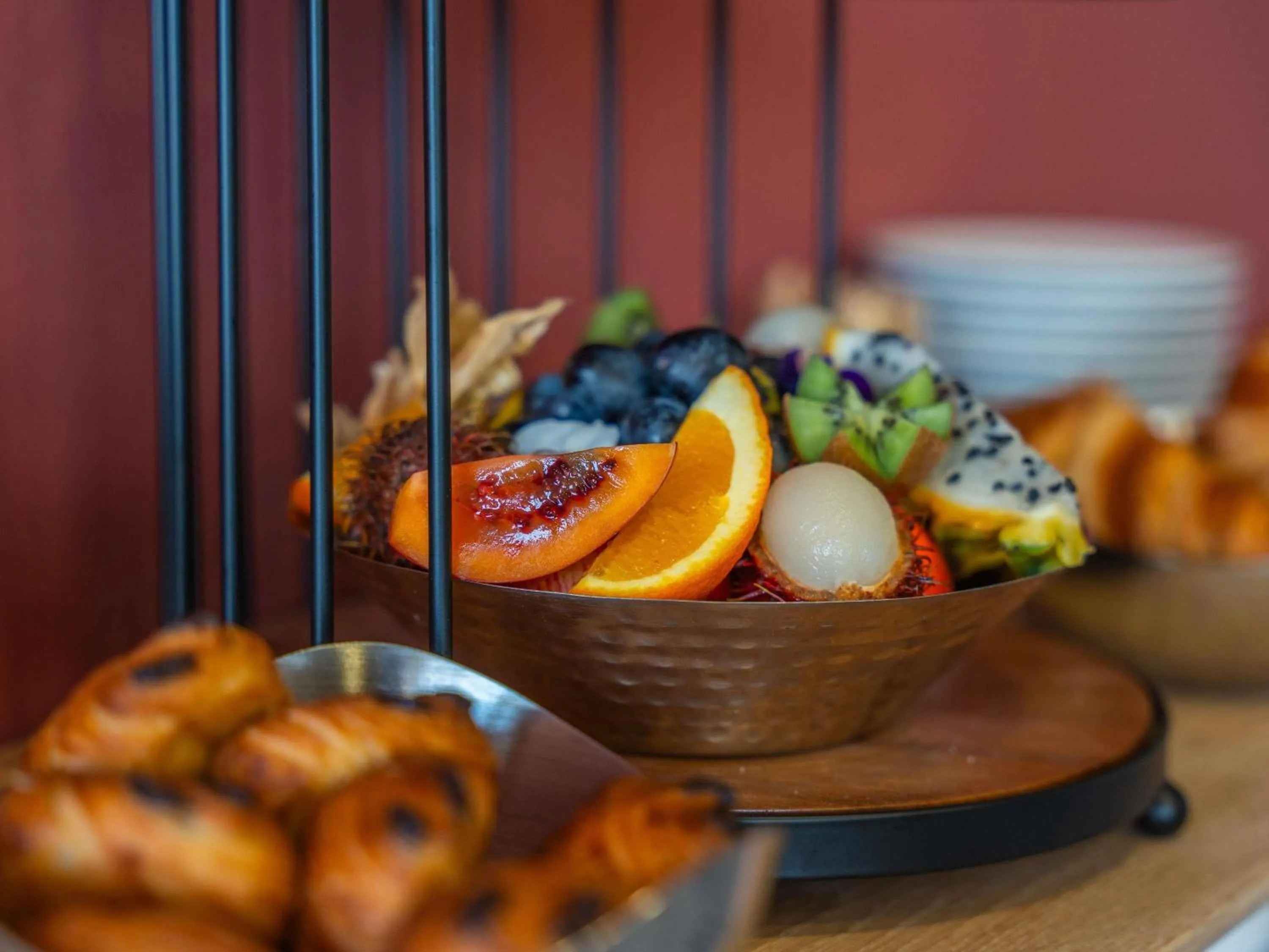 Restaurant/places to eat in Pullman Paris Tour Eiffel