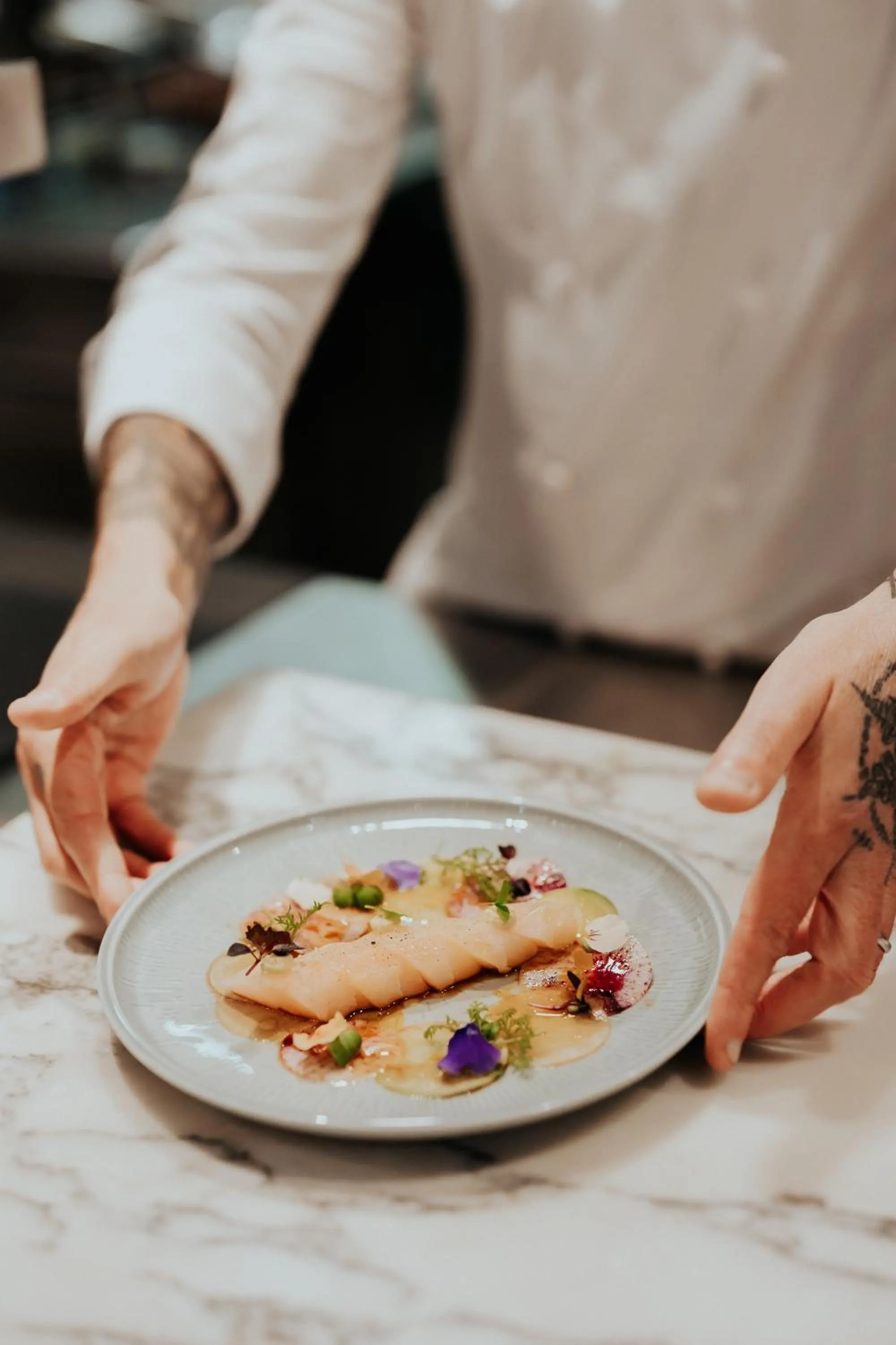 Restaurant/places to eat in Pullman Paris Tour Eiffel