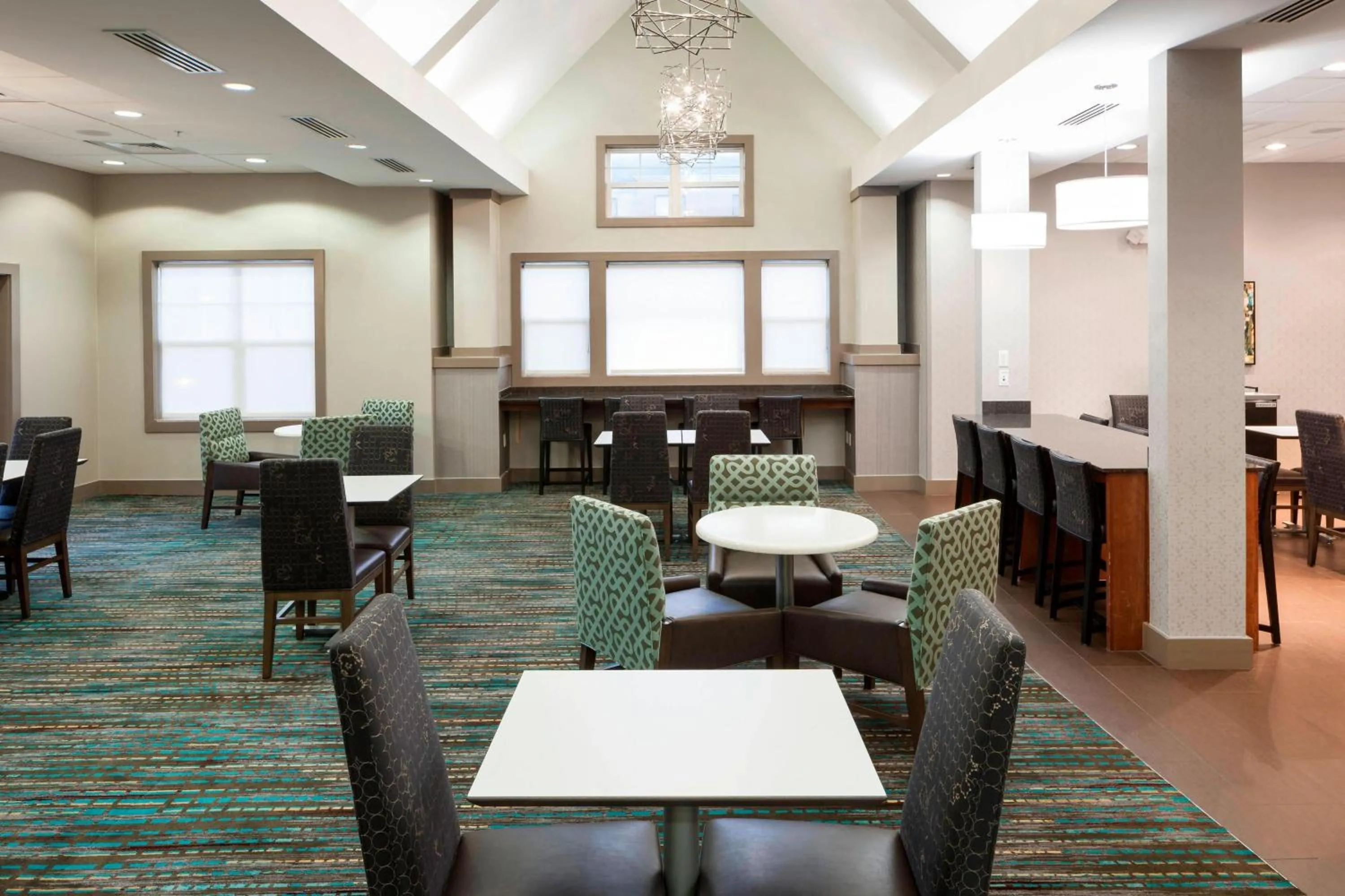 Restaurant/places to eat in Residence Inn by Marriott Hattiesburg