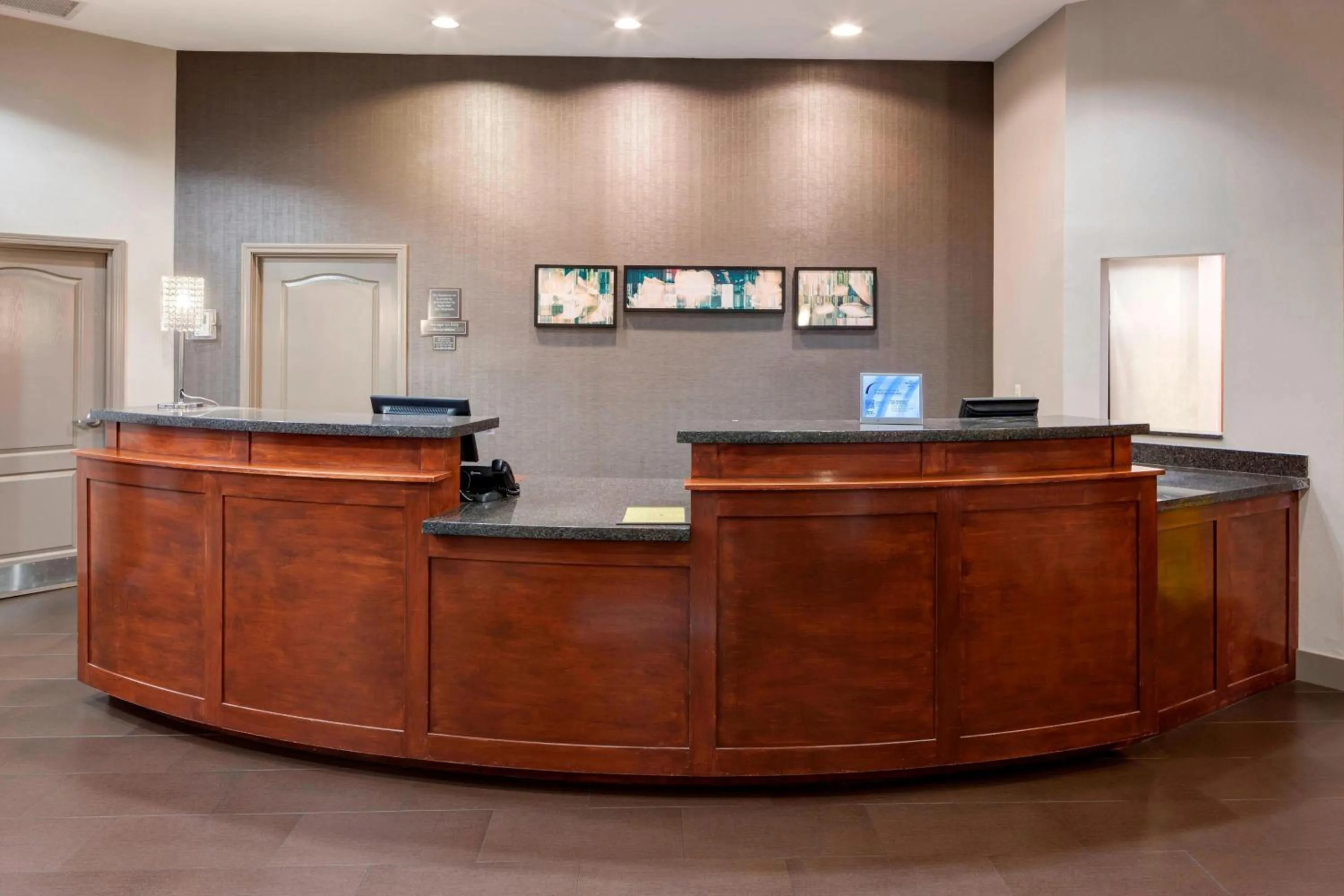 Lobby or reception in Residence Inn by Marriott Hattiesburg
