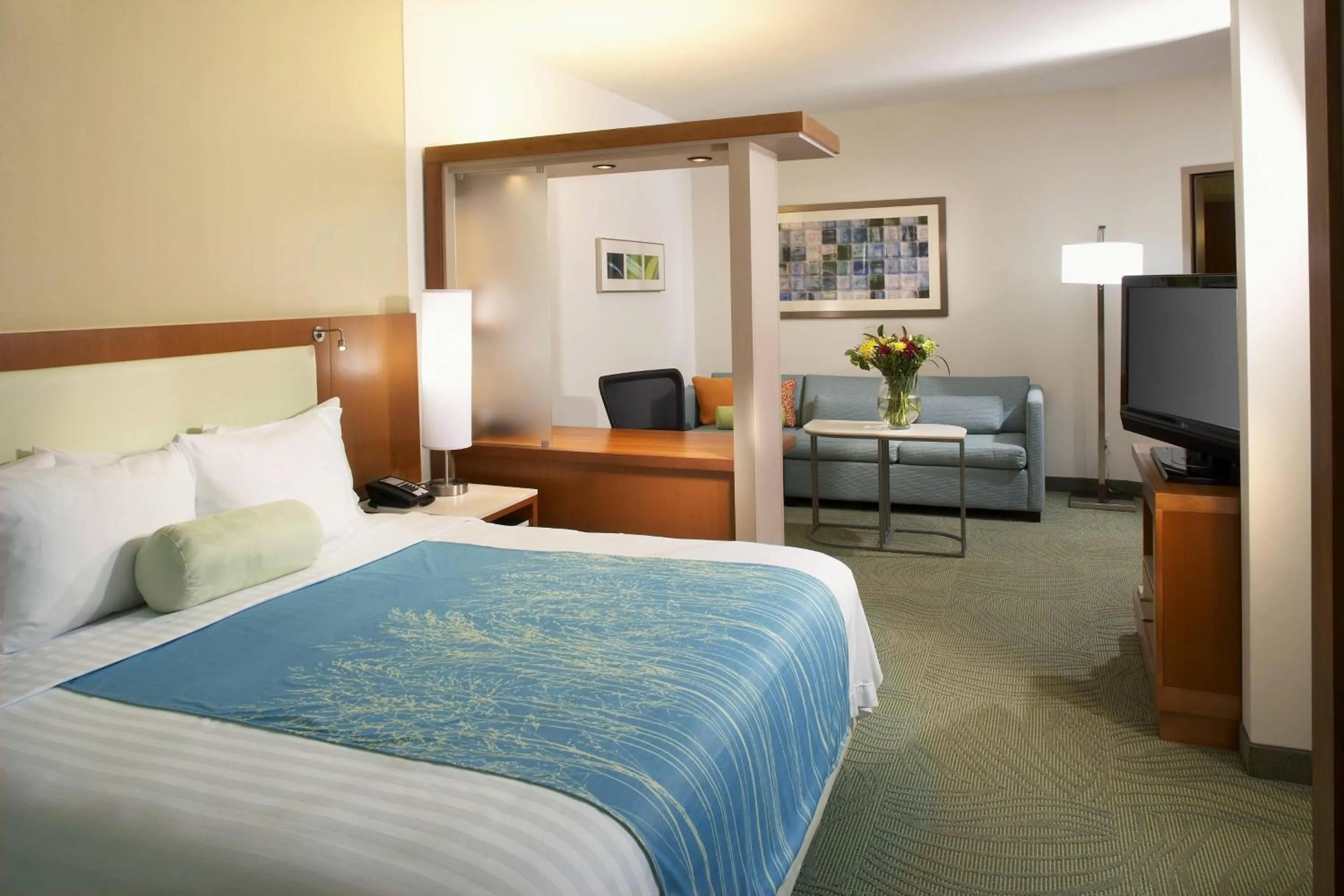 Photo of the whole room, Bed in SpringHill Suites Houston NASA/Webster