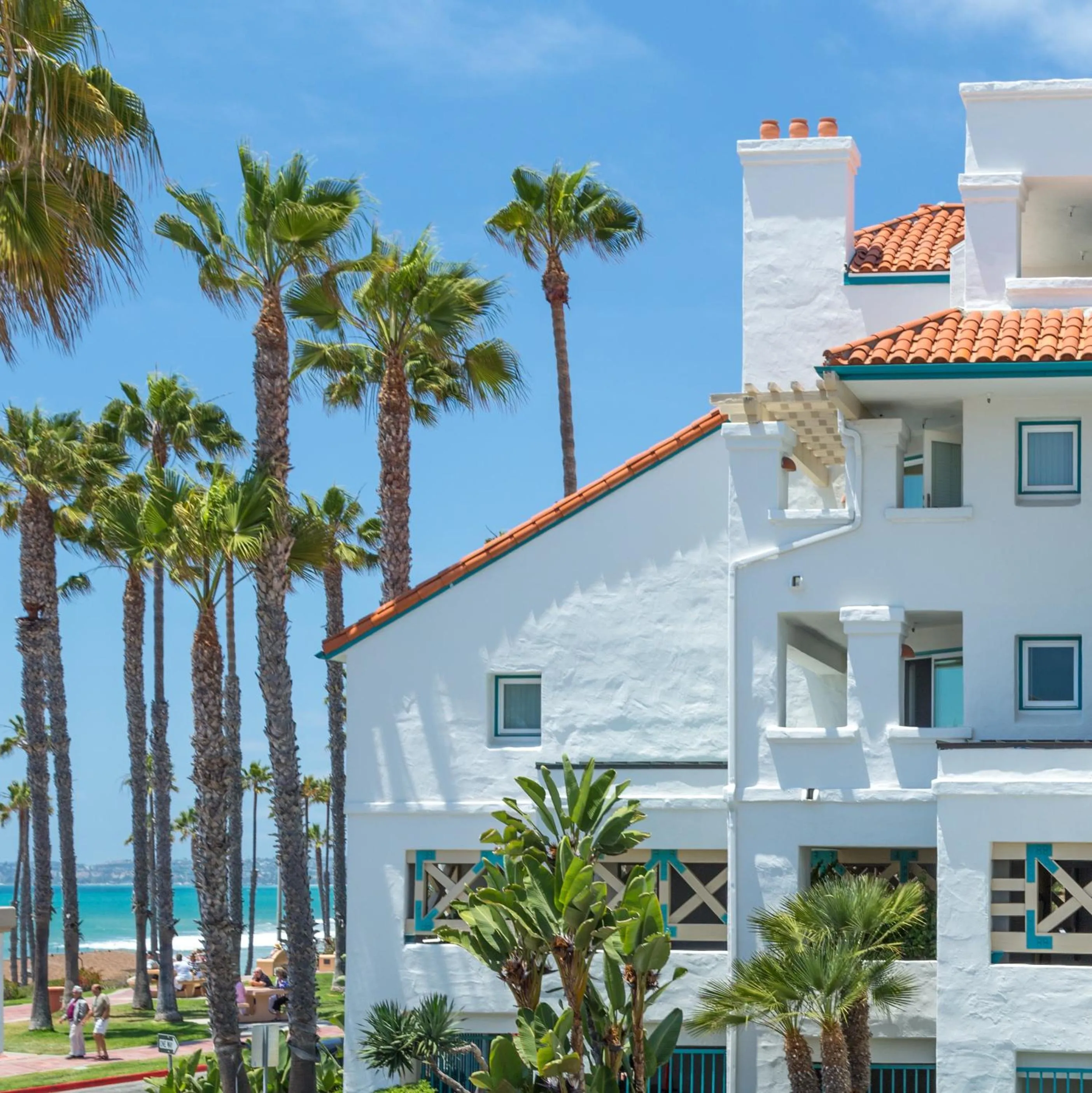 Property building in San Clemente Cove Resort