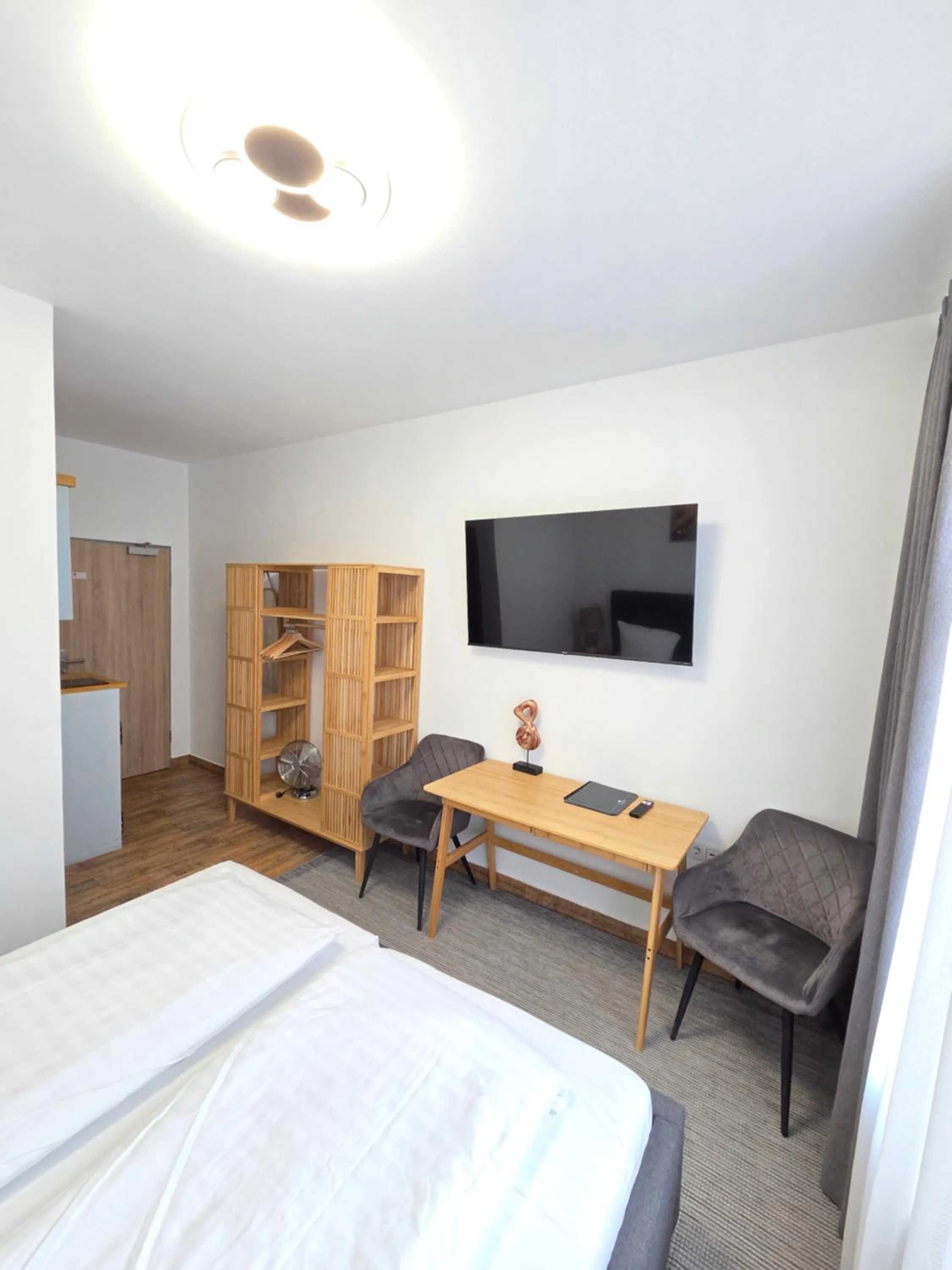 Photo of the whole room, Bed in Marcel Apartments Leipzig