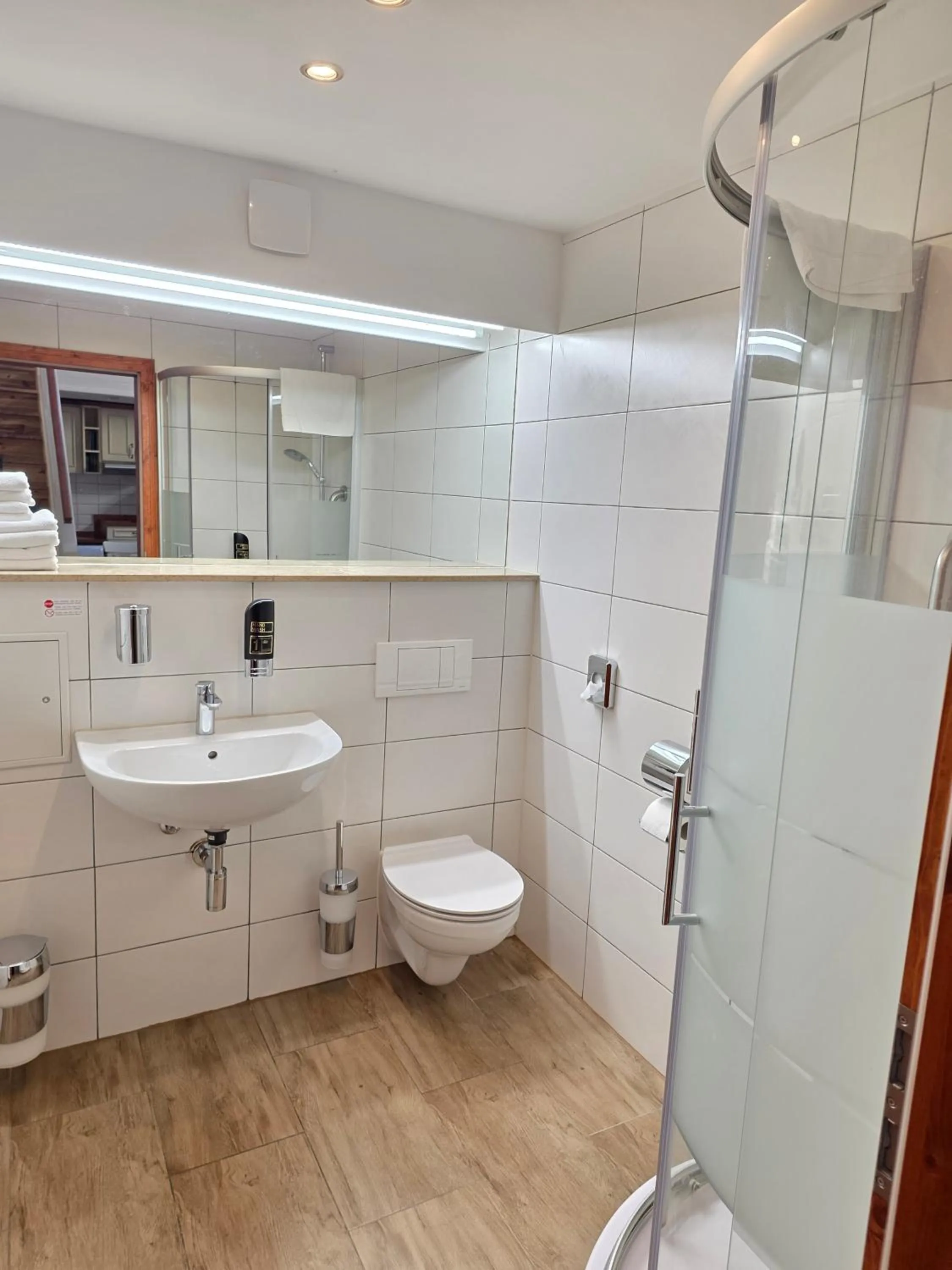 Toilet in Marcel Apartments Leipzig