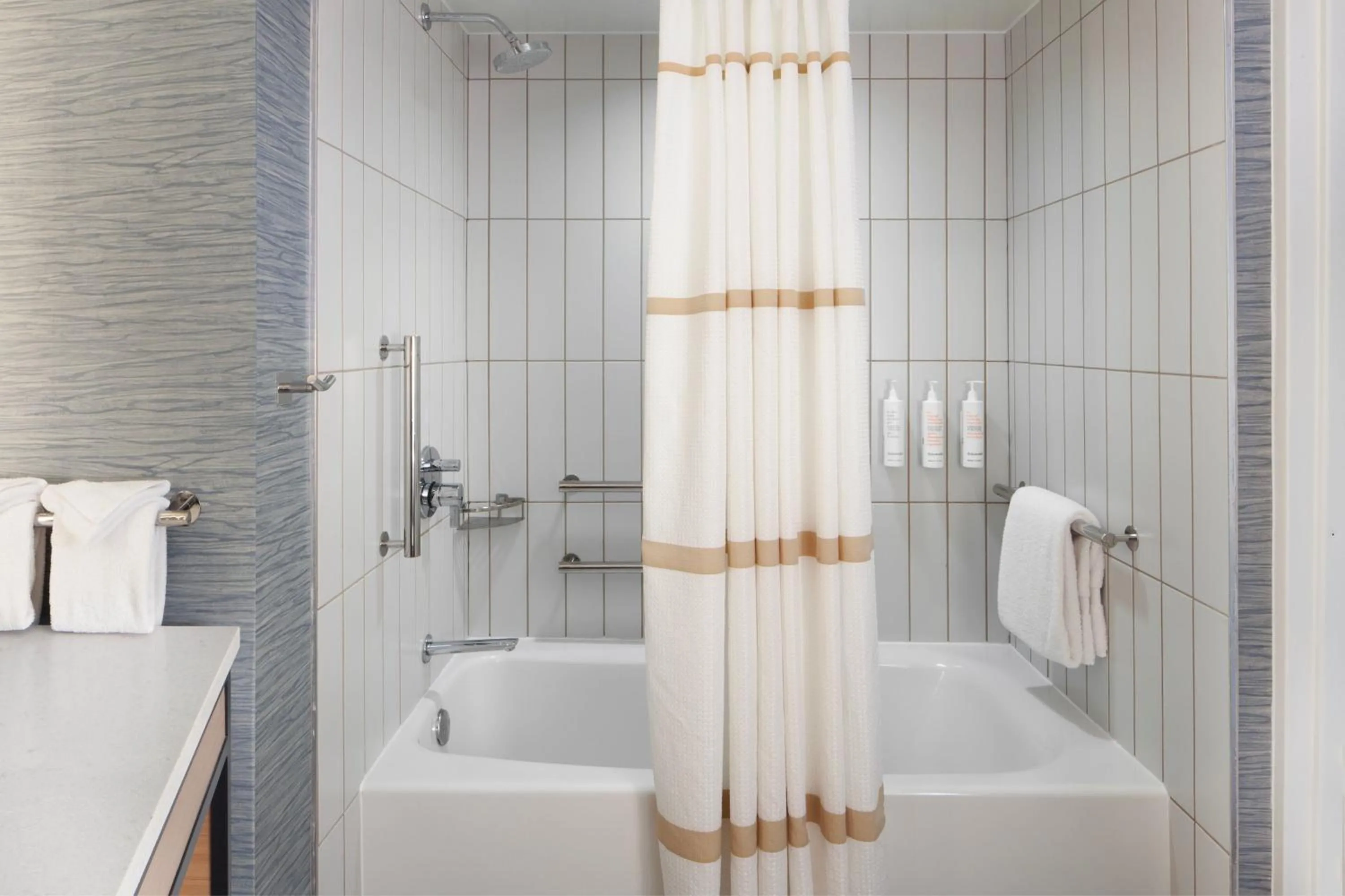 Bathroom in Houston Marriott Sugar Land