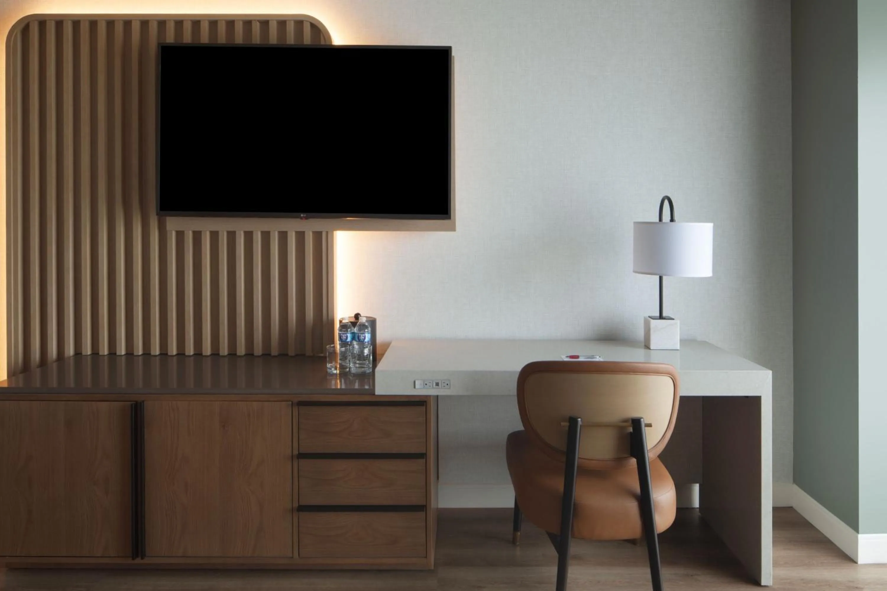 Photo of the whole room in Houston Marriott Sugar Land