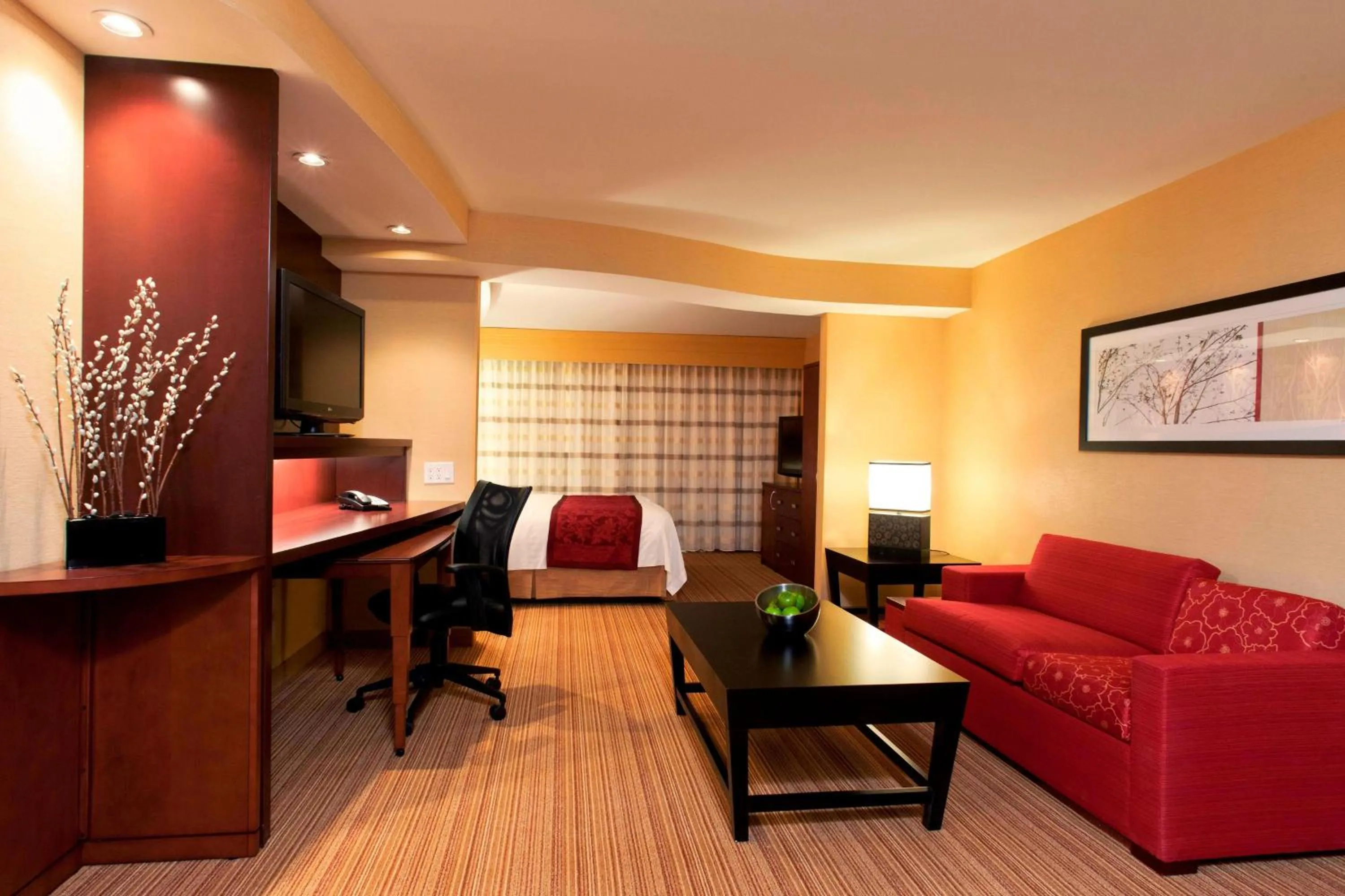 Photo of the whole room in Courtyard Newburgh Stewart Airport