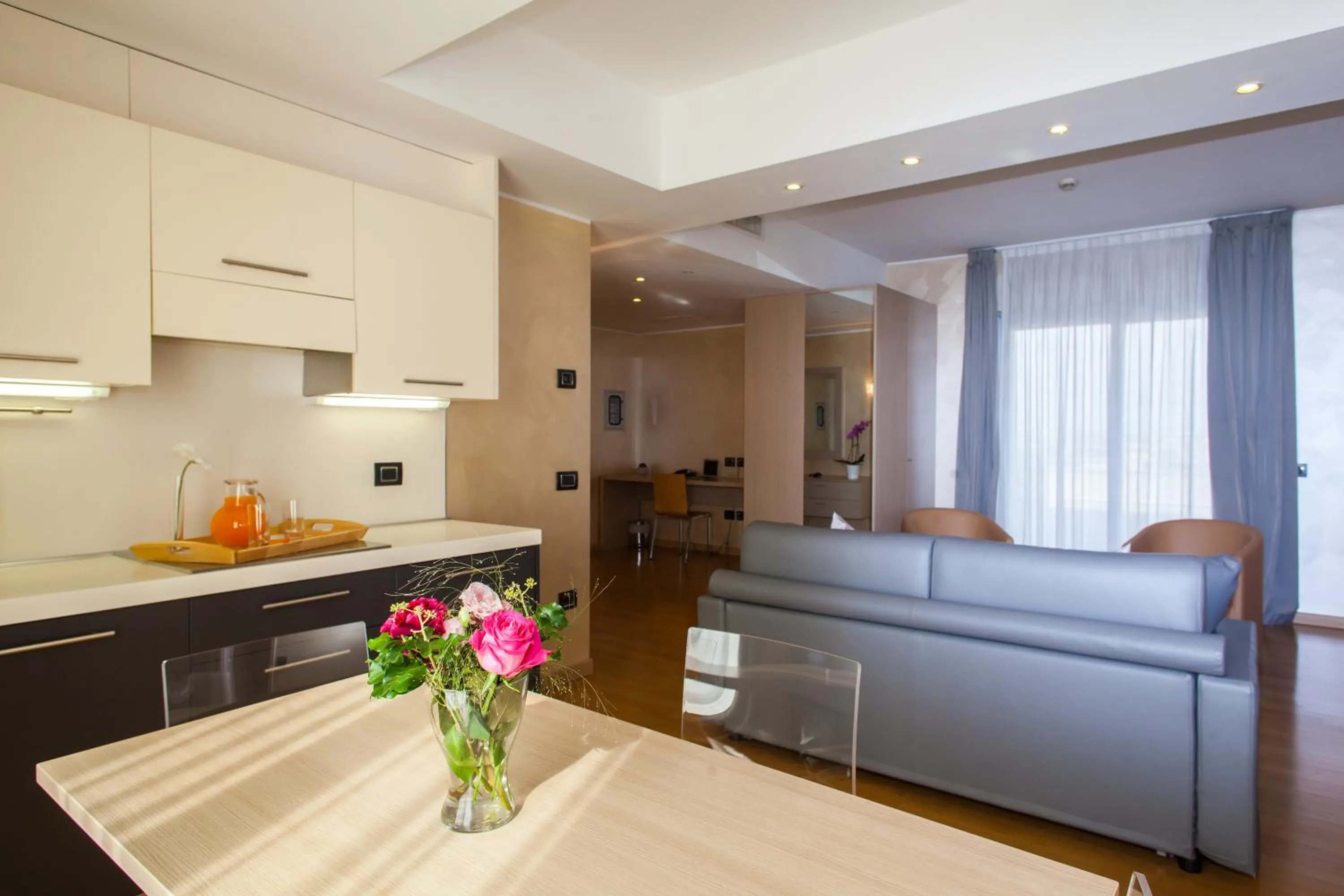 Kitchen or kitchenette in Palace Hotel Zingonia