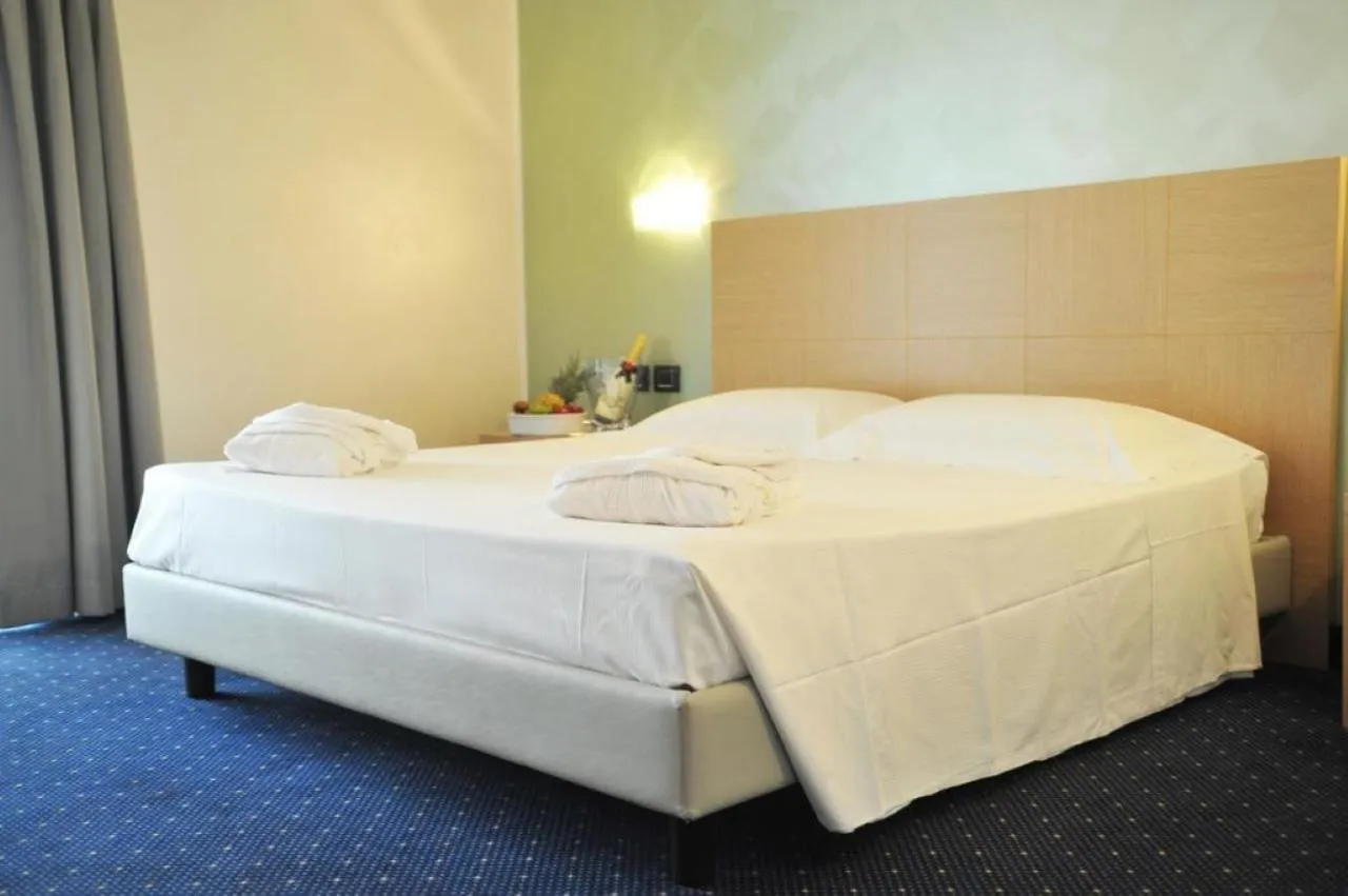 Bed in Palace Hotel Zingonia