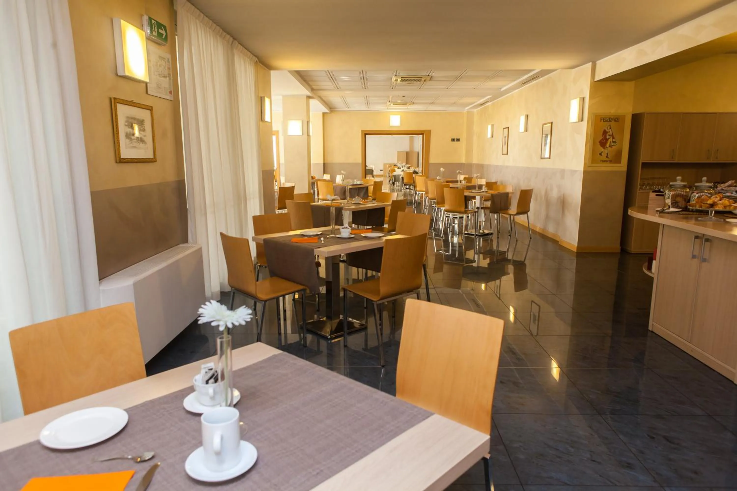 Restaurant/places to eat in Palace Hotel Zingonia