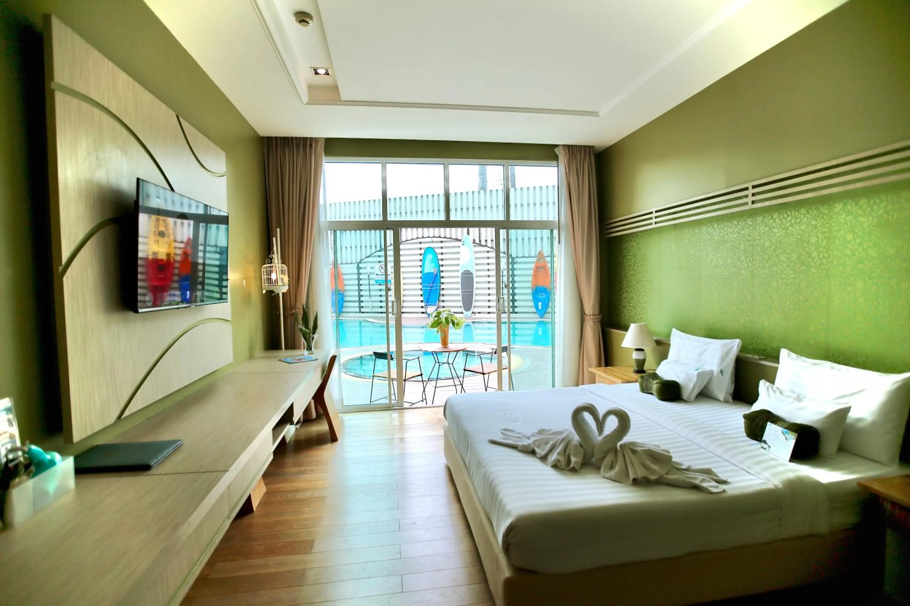 Bedroom, Bed in A-Te Chumphon Hotel - SHA Plus