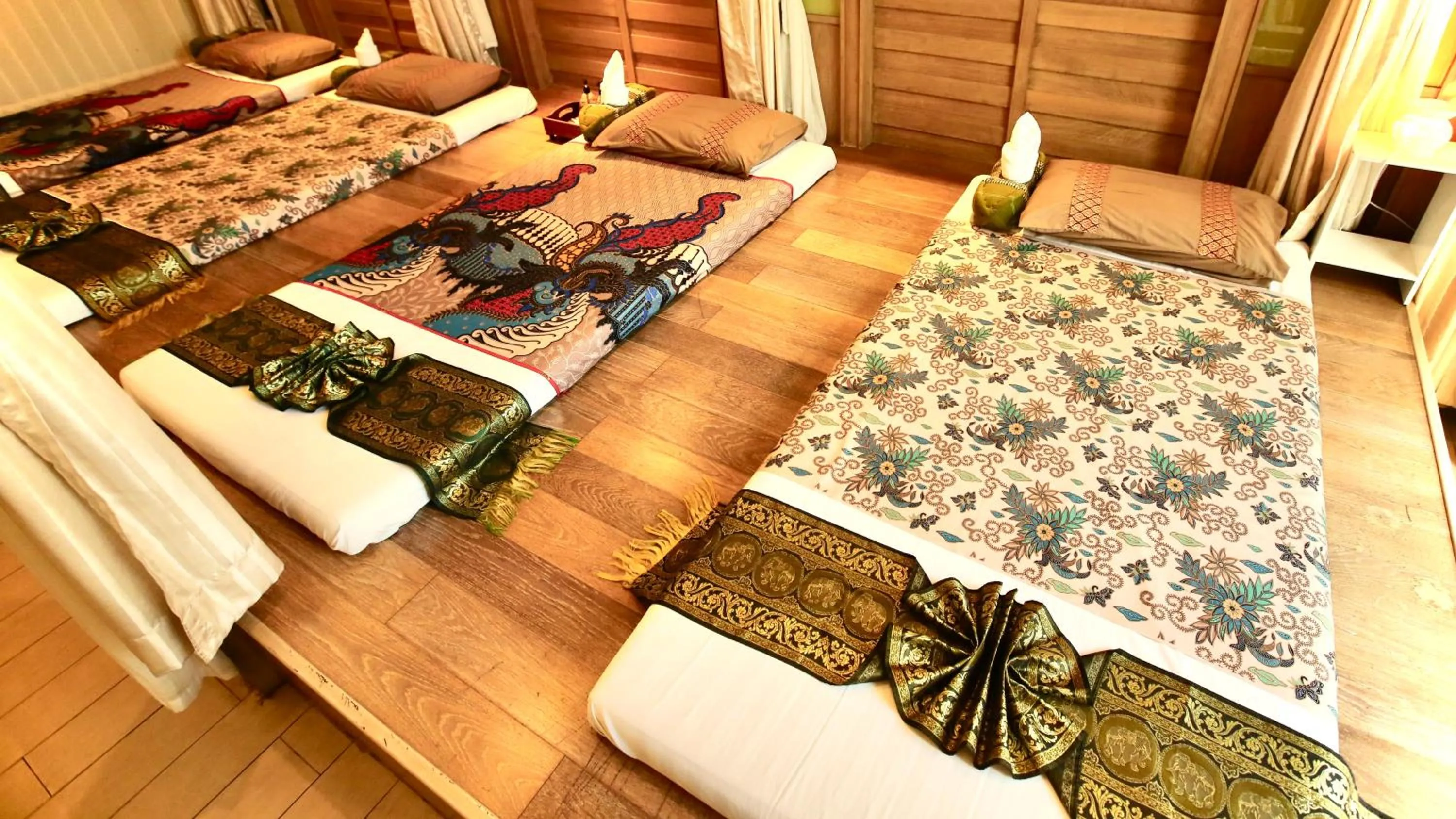 Massage in A-Te Chumphon Hotel - SHA Plus