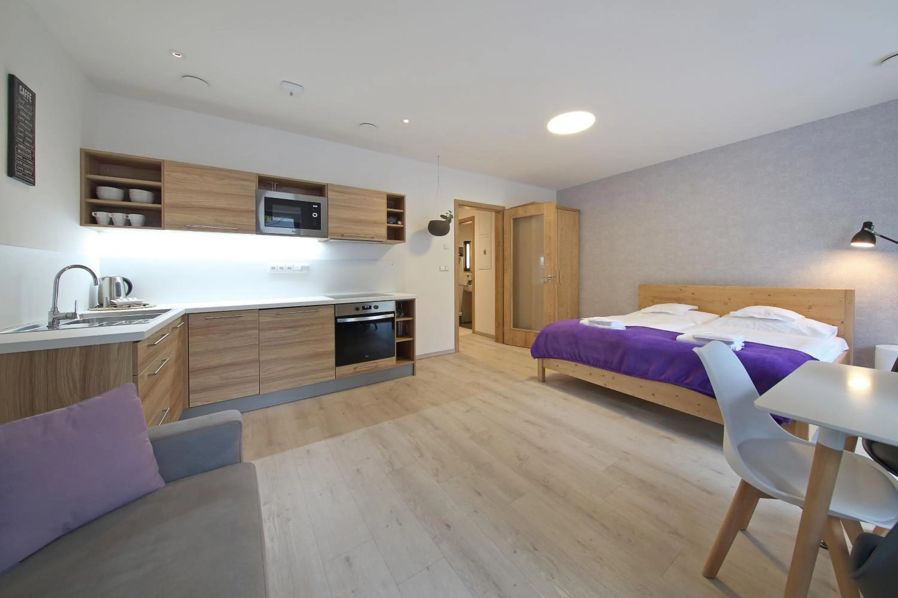 Kitchen or kitchenette, Bed in Apartmány Terasy Café