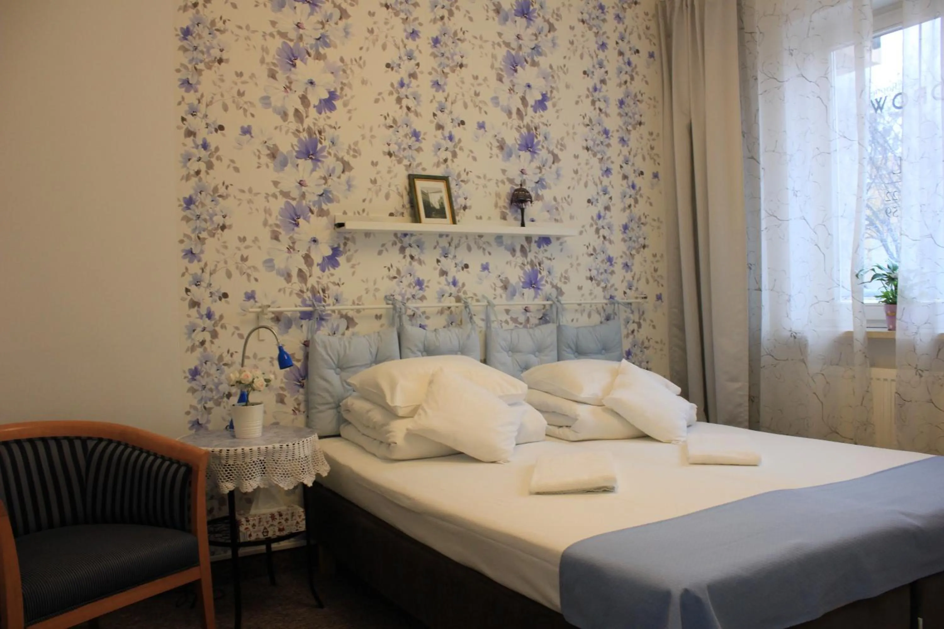 Decorative detail, Bed in Kolorowa Guest Rooms