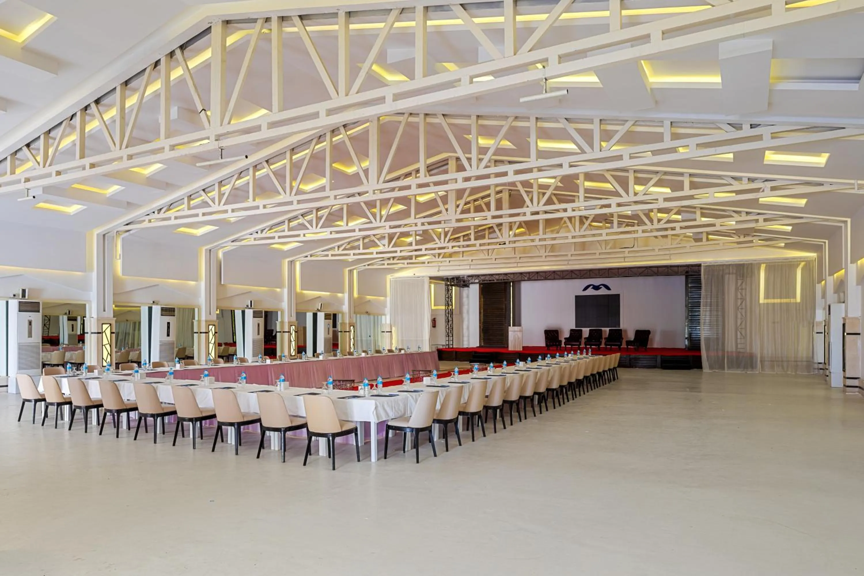 Meeting/conference room in Pickalbatros Aqua Blu Resort - Hurghada