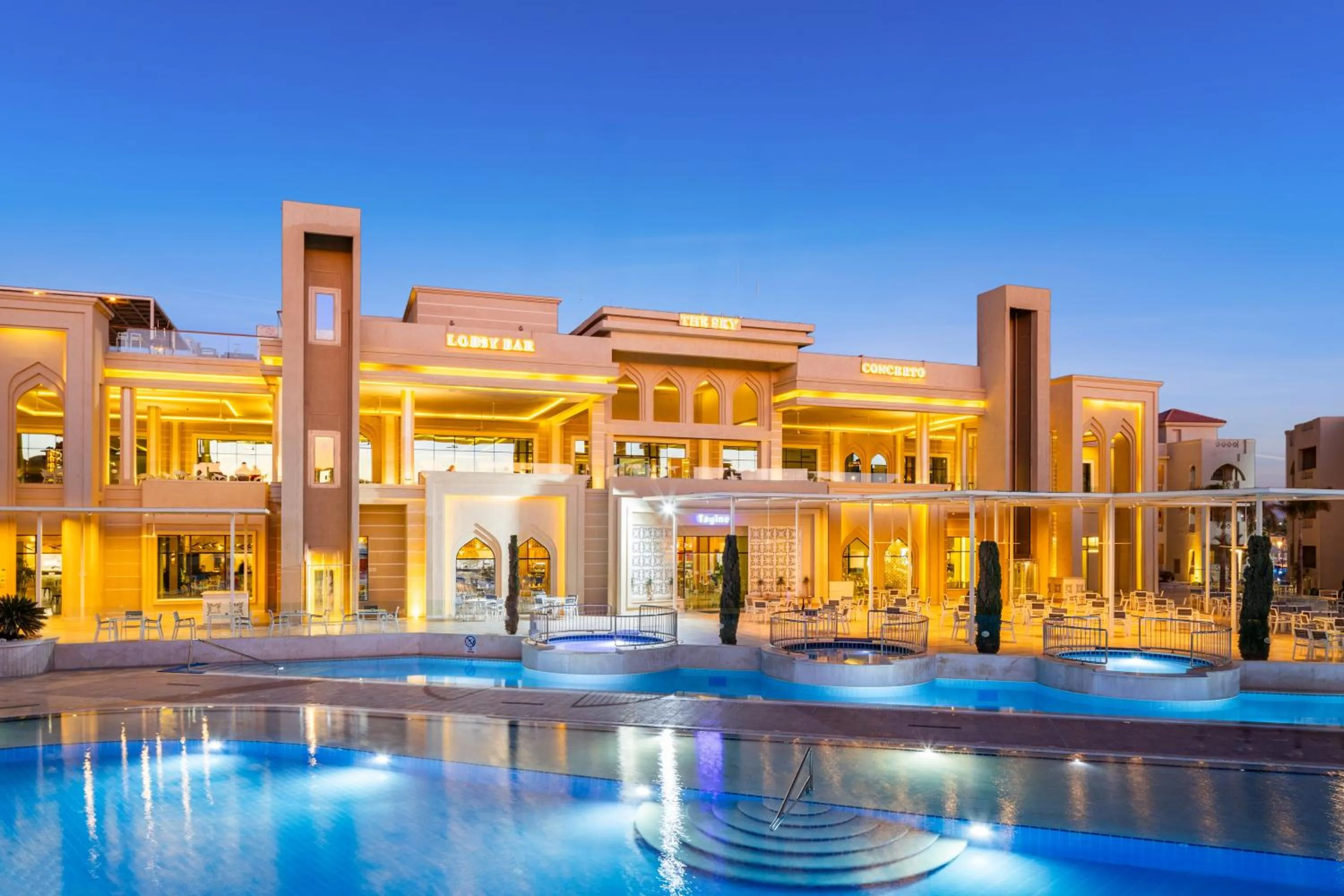 Property building in Pickalbatros Aqua Blu Resort - Hurghada
