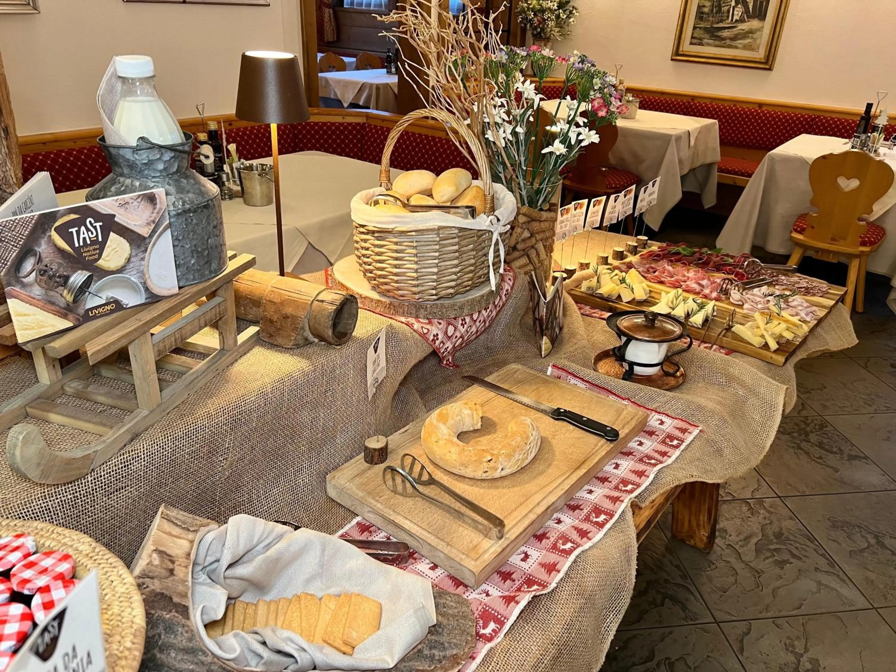 Food and drinks in Hotel Primula