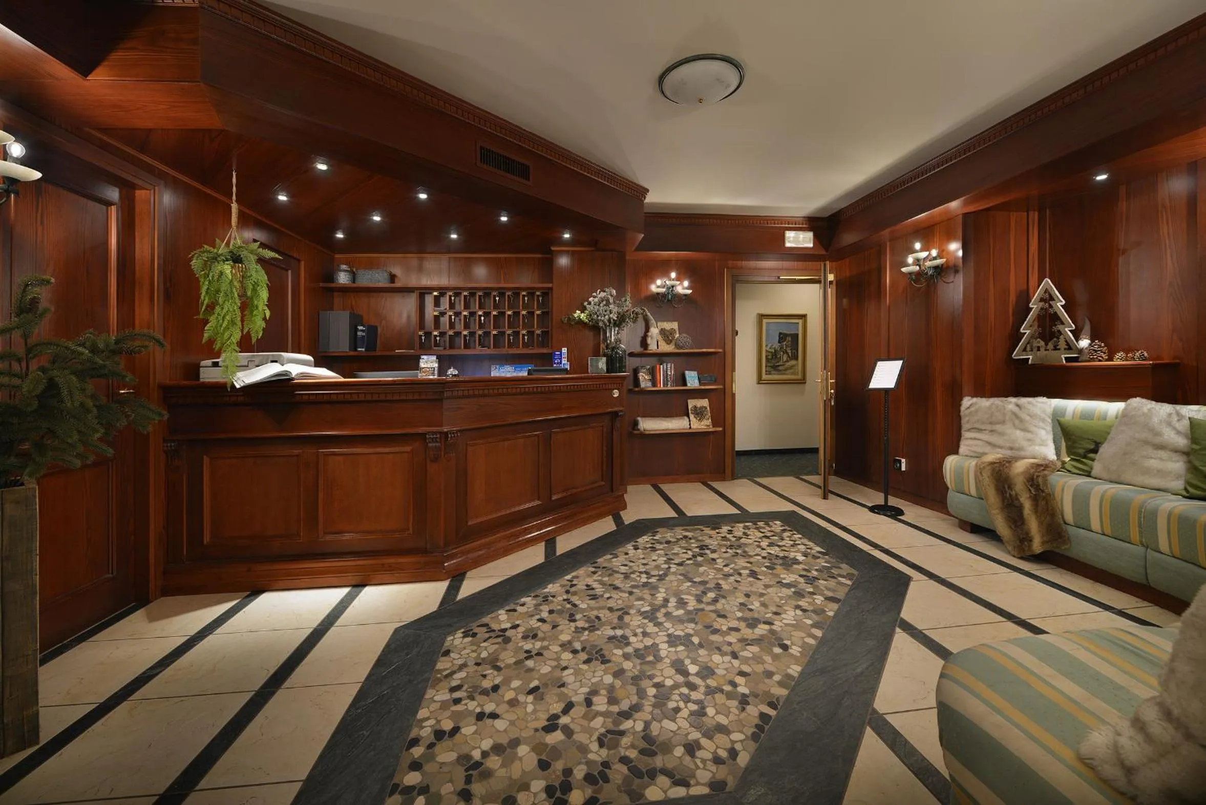 Lobby or reception in Hotel Primula