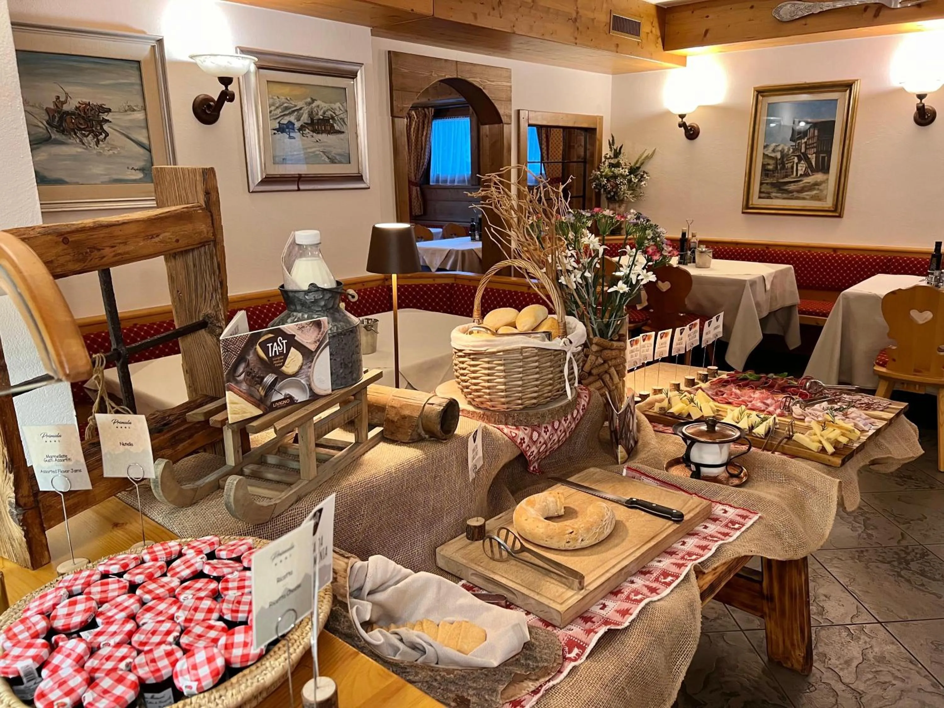 Food and drinks in Hotel Primula