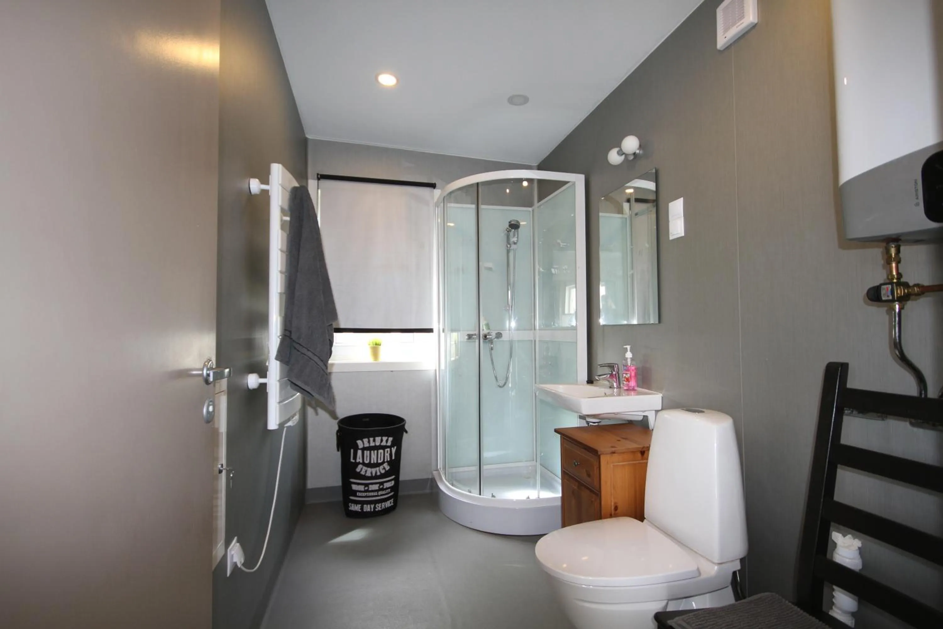 Shower in Ármót Guesthouse