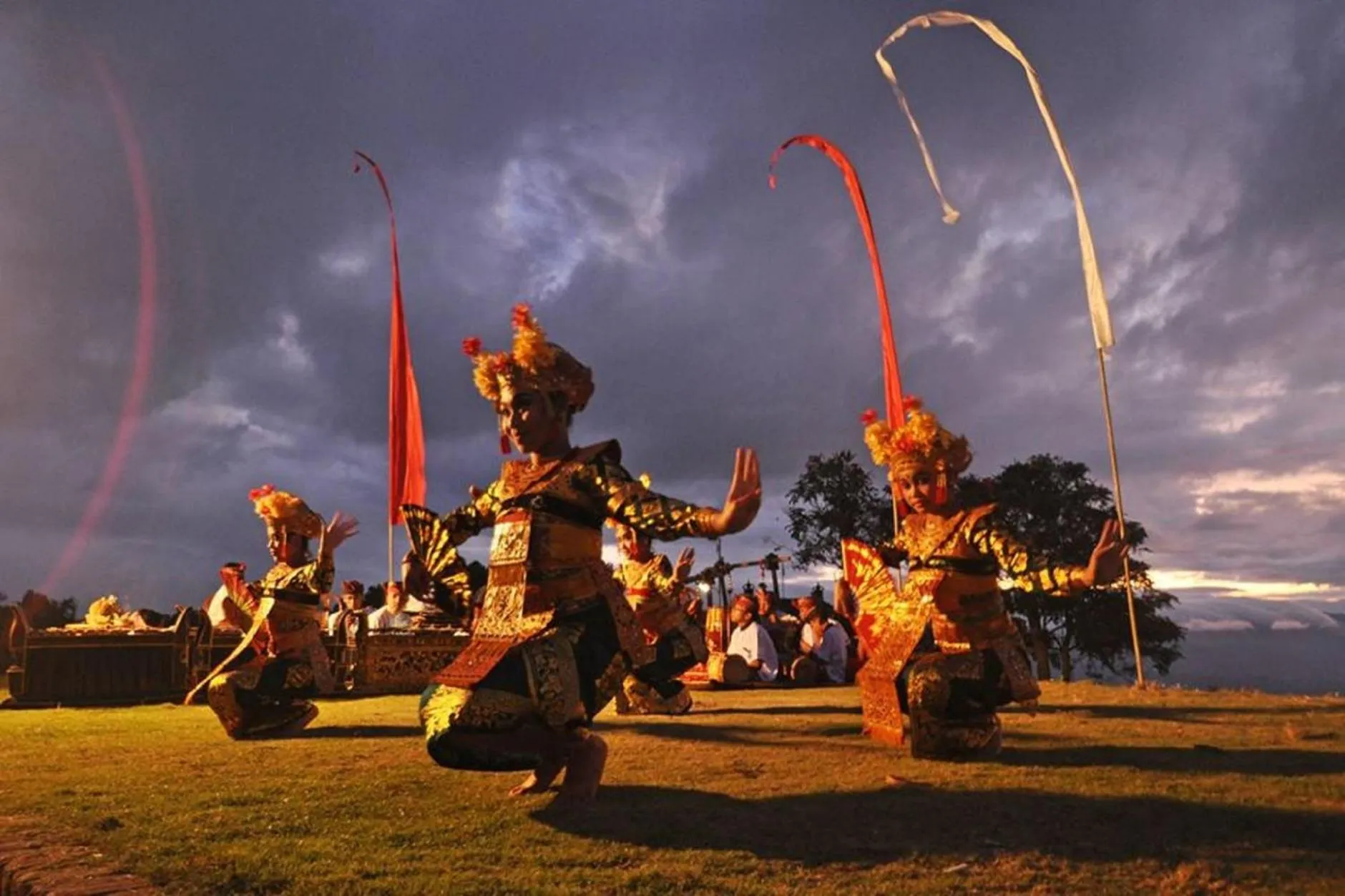Activities in Puri Lumbung Cottages Restaurant & Spa Munduk