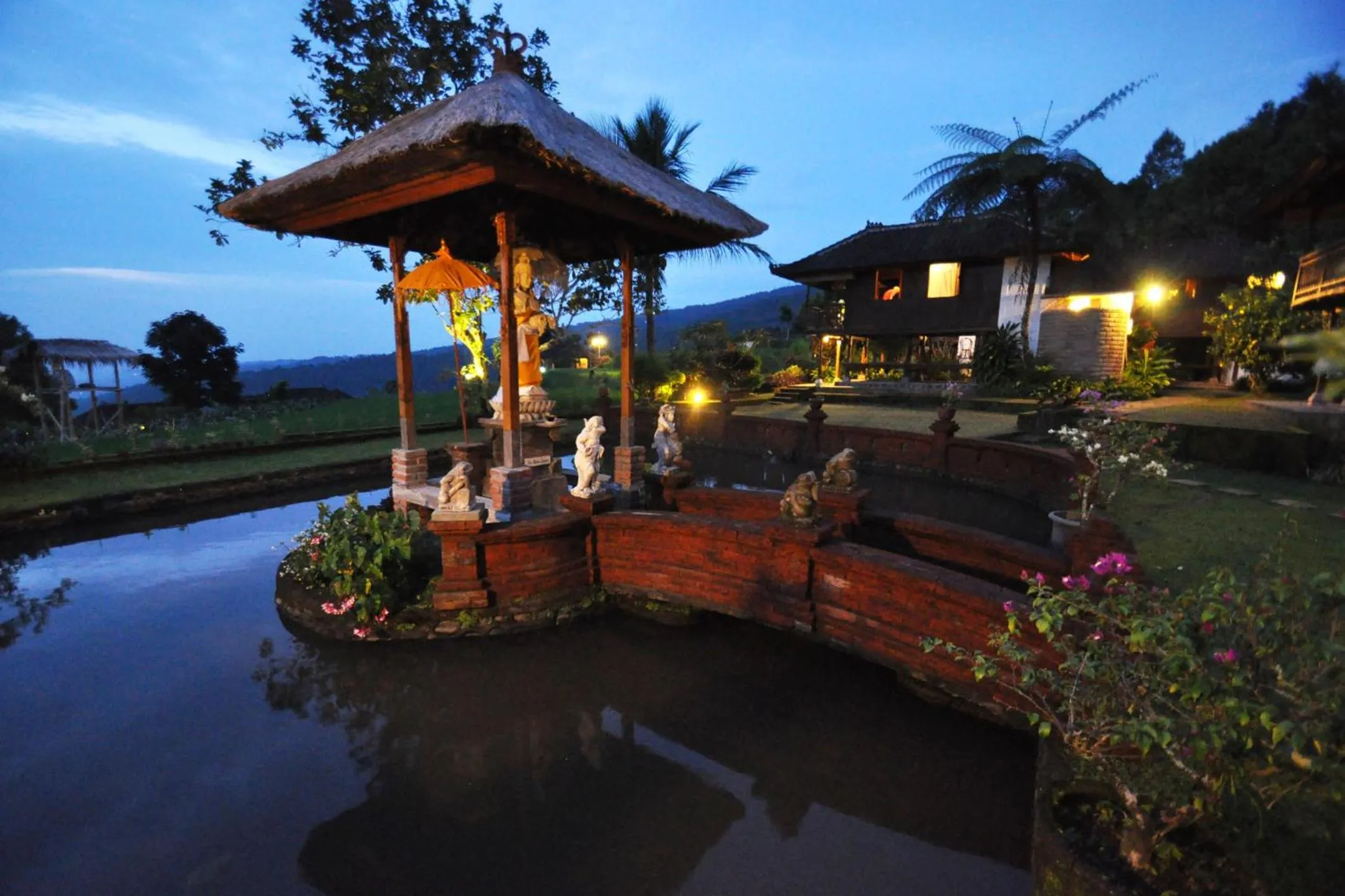 Garden in Puri Lumbung Cottages Restaurant & Spa Munduk