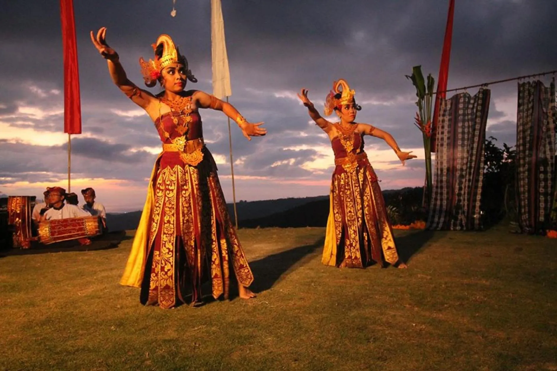 Activities in Puri Lumbung Cottages Restaurant & Spa Munduk