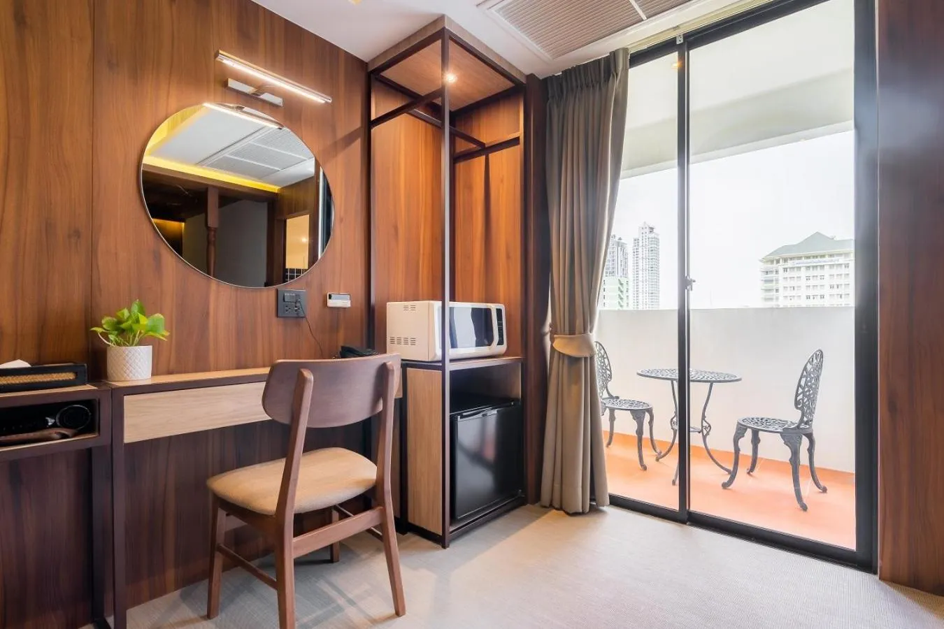 Balcony/Terrace in True Siam Phayathai Hotel