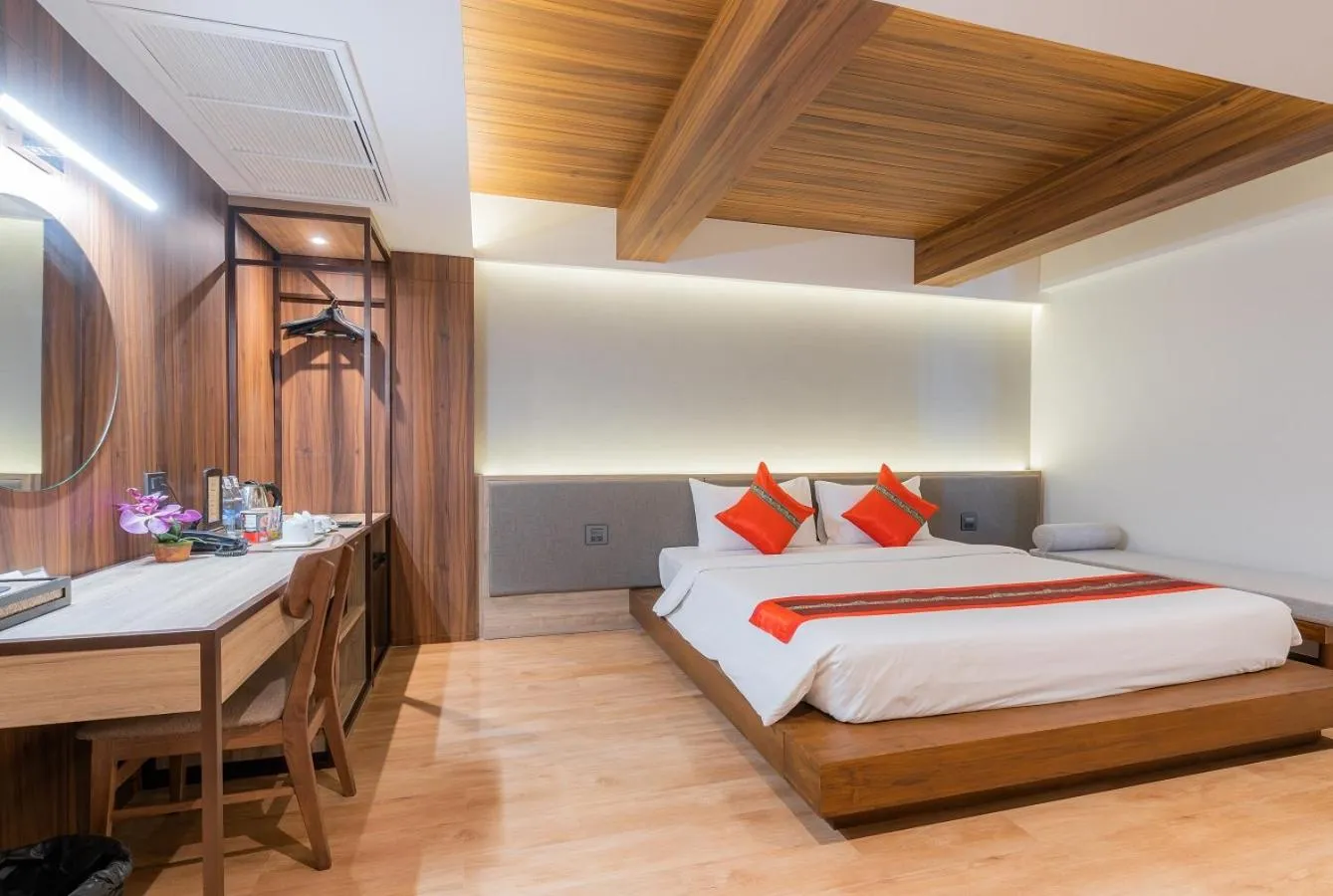 Photo of the whole room, Bed in True Siam Phayathai Hotel