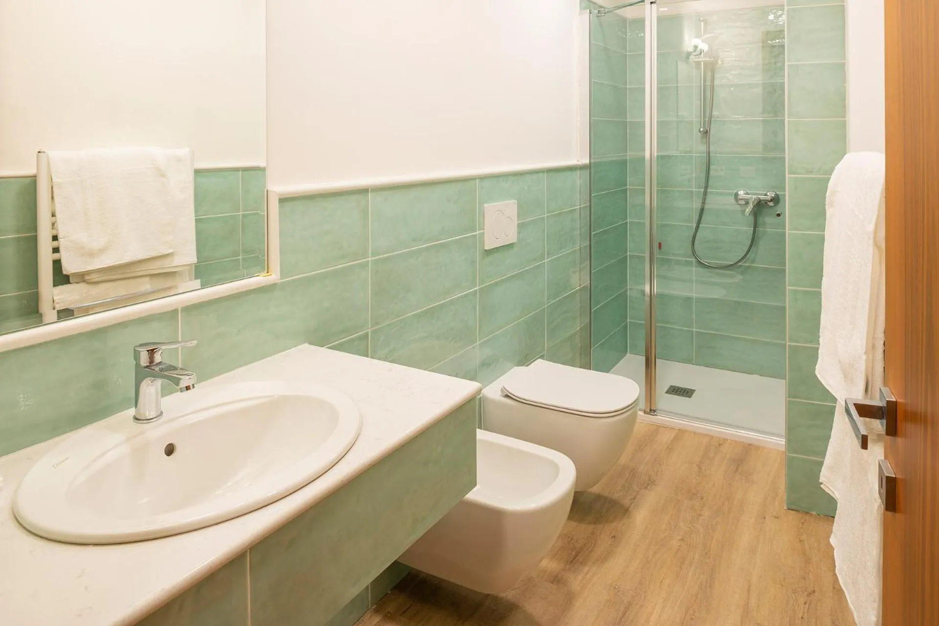 Shower in Hotel Centrale