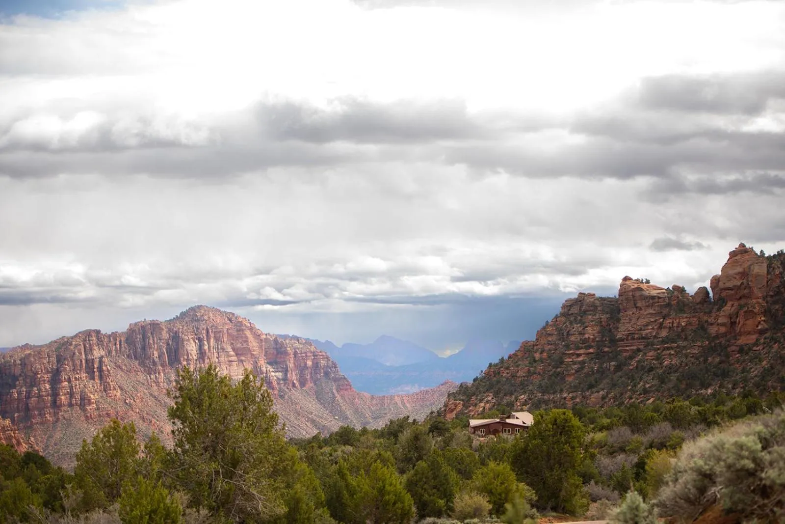 Zion Villa True North