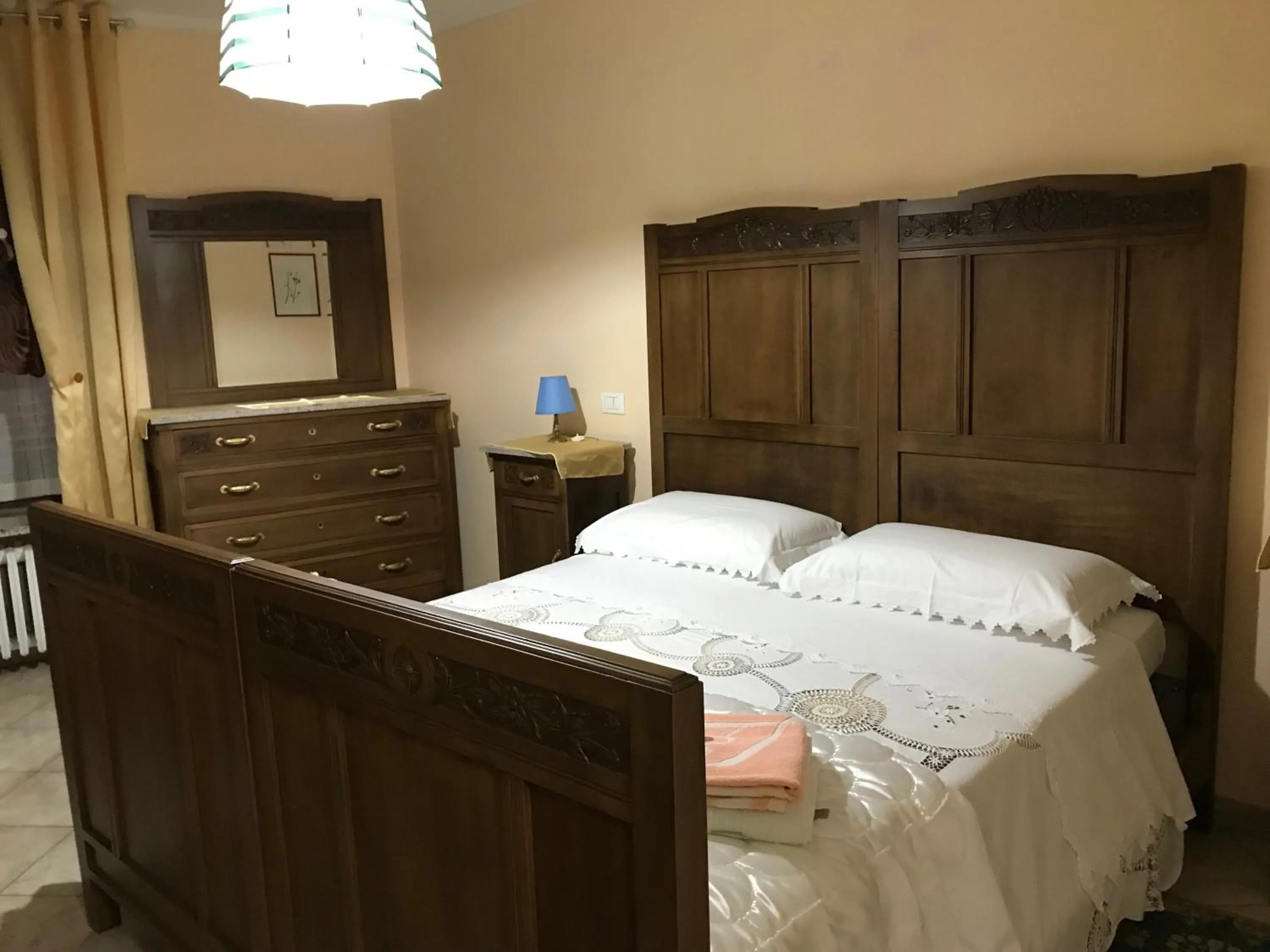 Photo of the whole room, Bed in B&B del Borgo