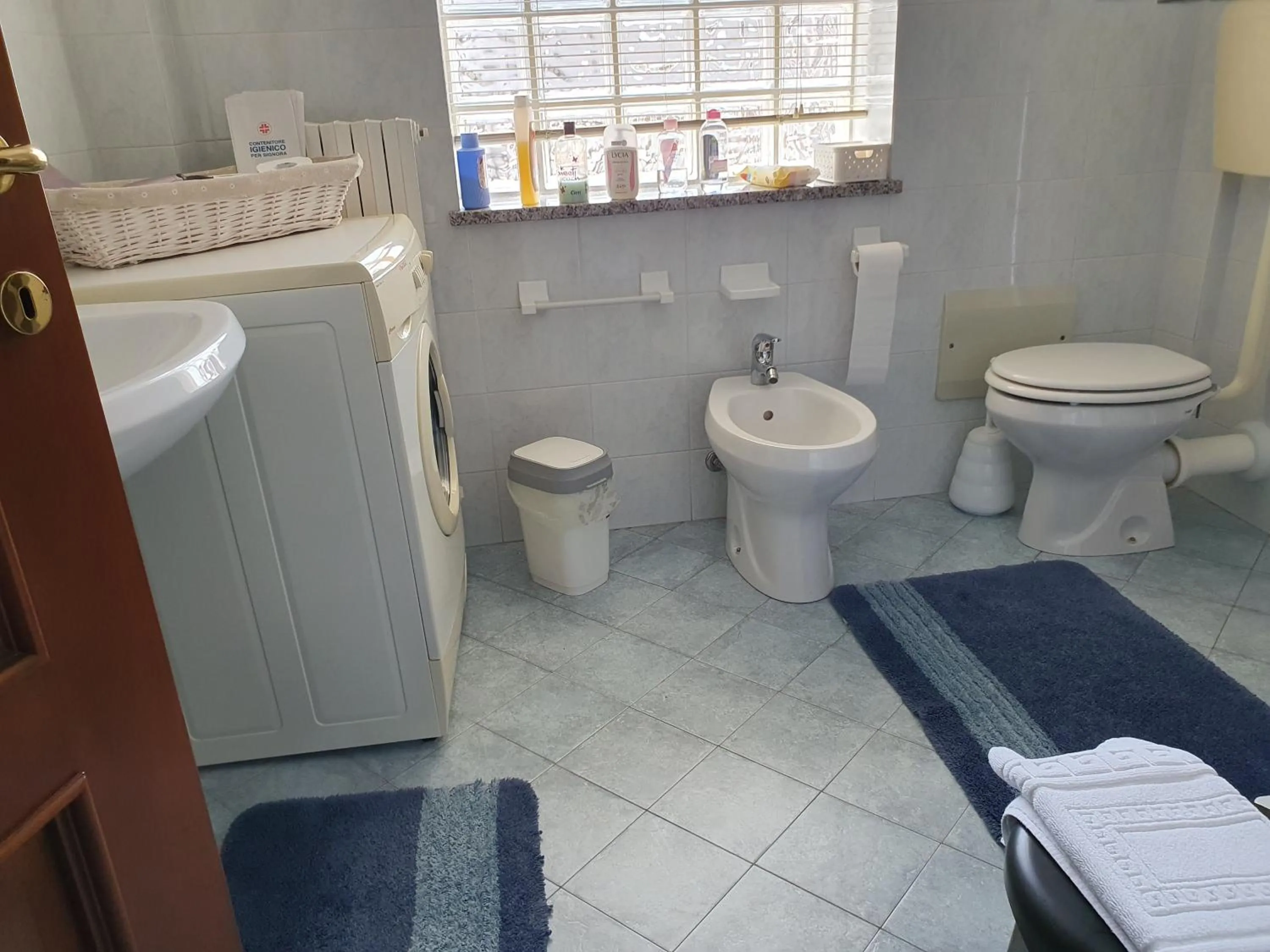 Toilet in B&B del Borgo