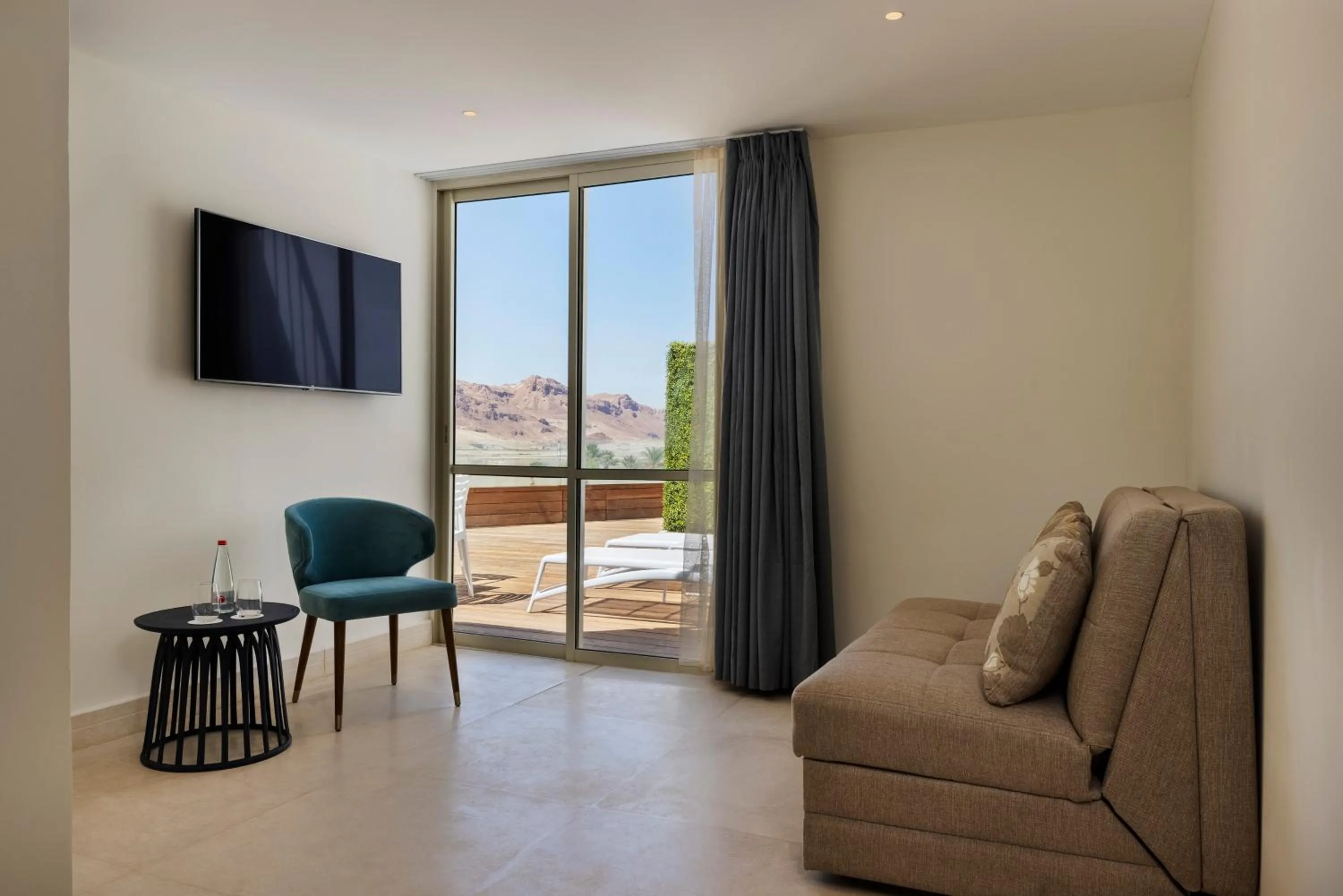 TV and multimedia in Herbert Samuel Hod Dead Sea Hotel