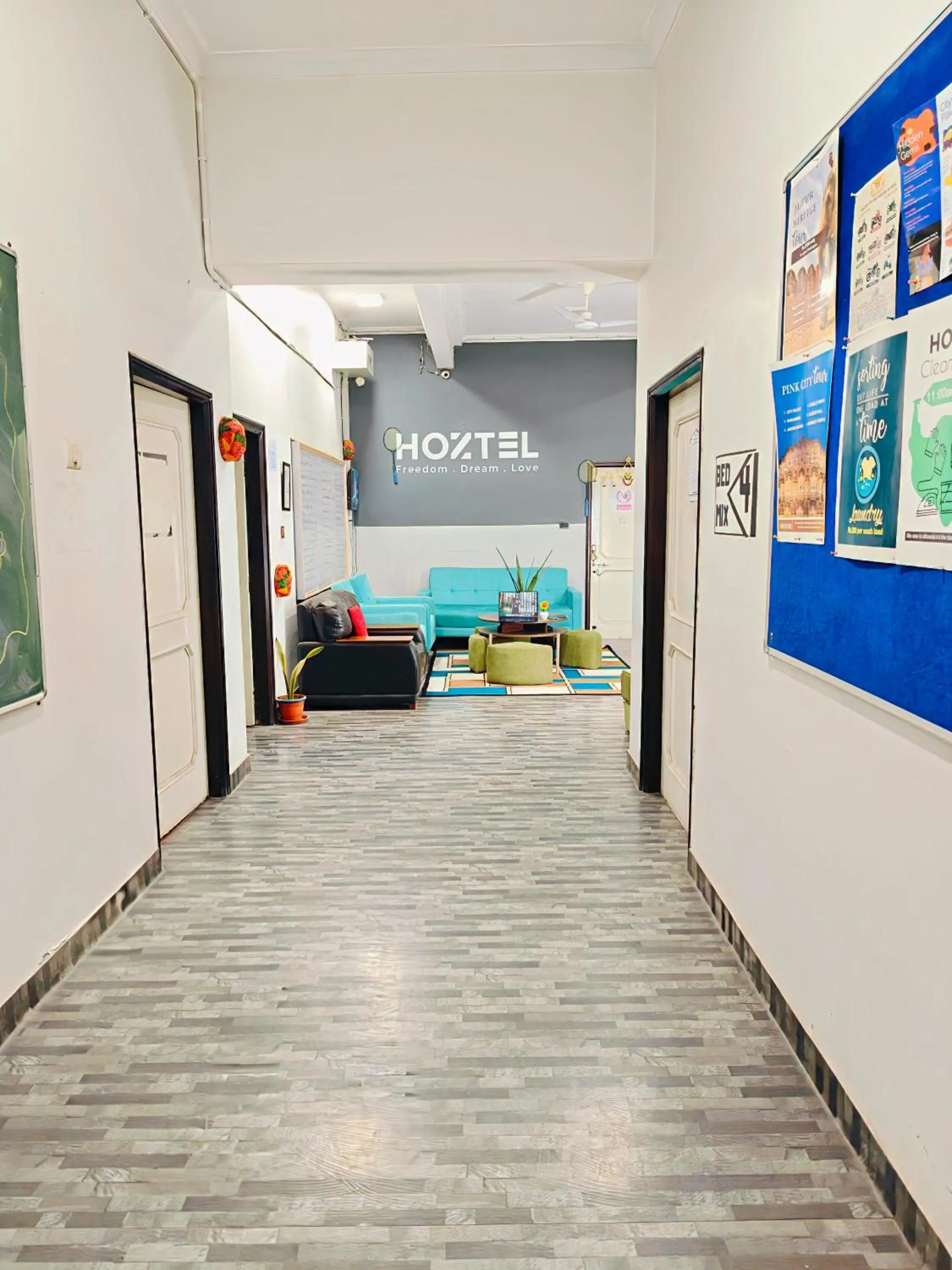 Lobby or reception in Hoztel Jaipur