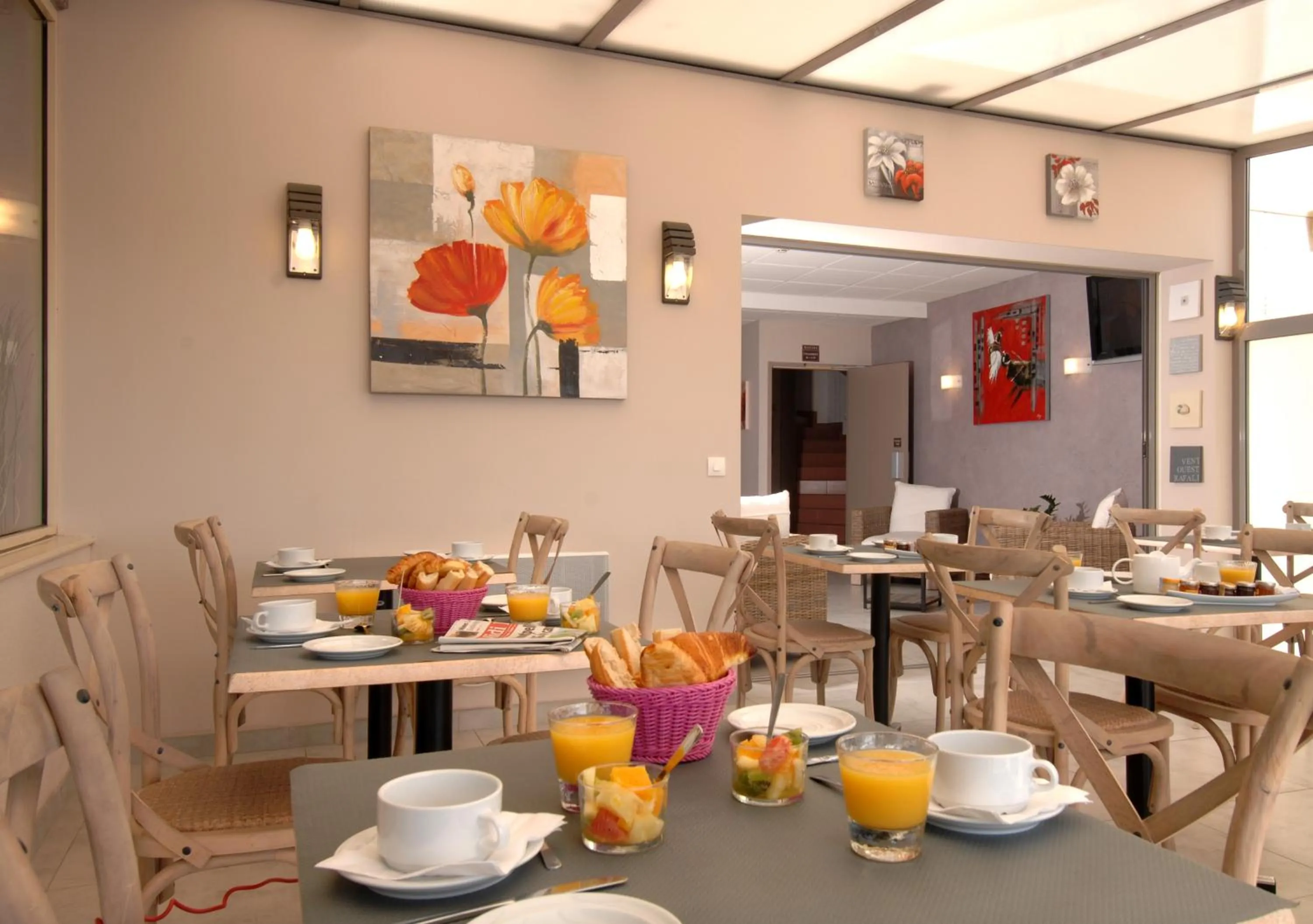 Breakfast in Le Maray