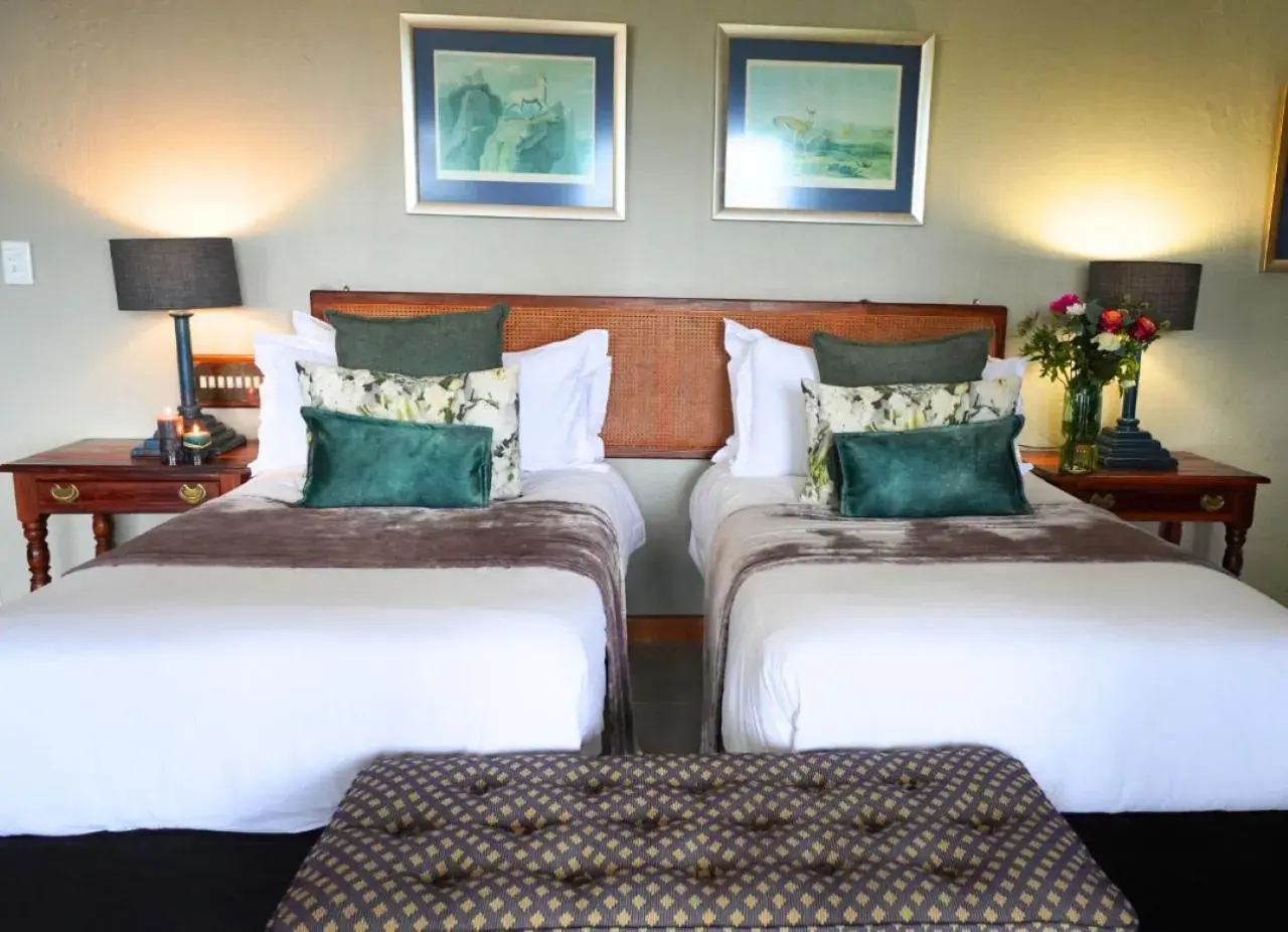Deluxe Twin Room in Coach House Hotel & Spa Tzaneen Deluxe Twin Room in Coach House Hotel & Spa Tzaneen
