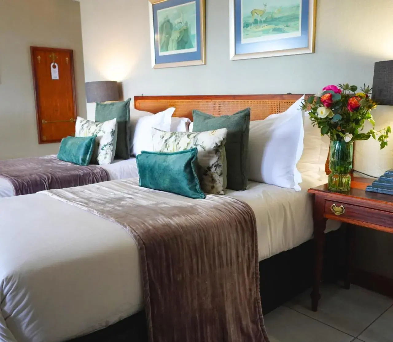 Deluxe Twin Room - single occupancy in Coach House Hotel & Spa Tzaneen Deluxe Twin Room - single occupancy in Coach House Hotel & Spa Tzaneen