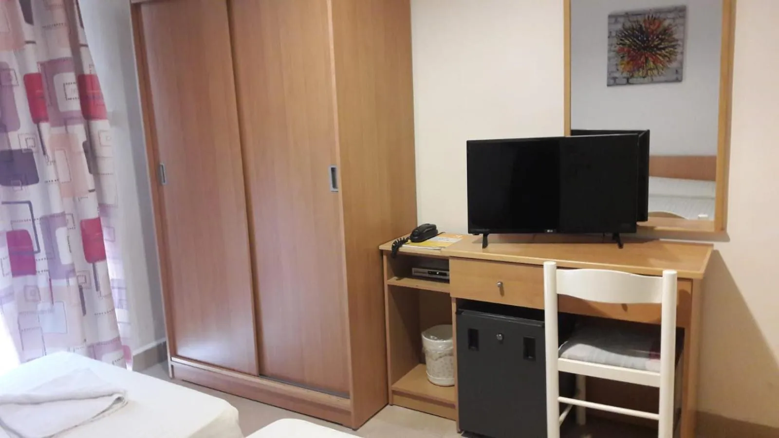 TV and multimedia, TV/Entertainment Center in Tropicana Hotel