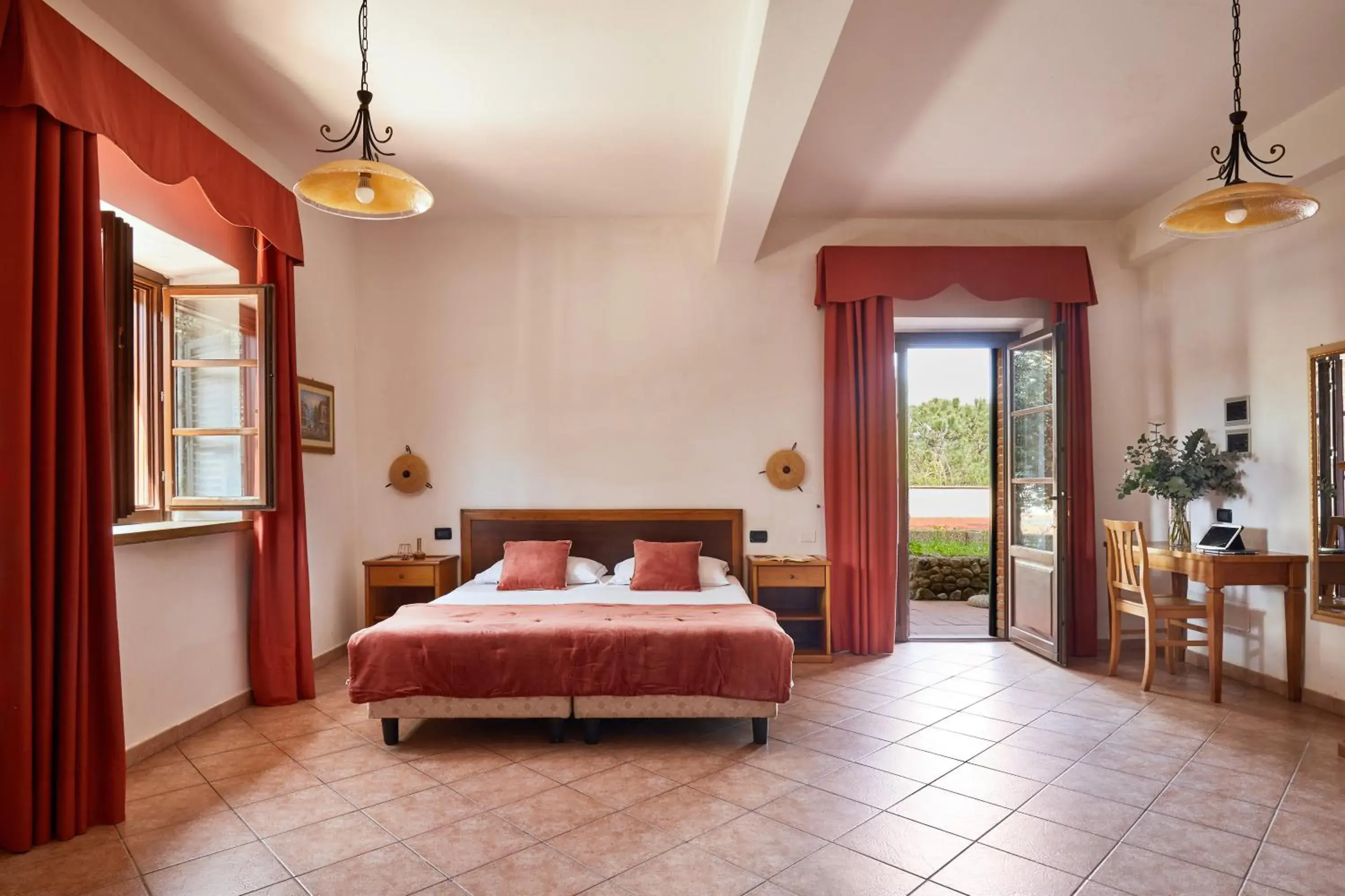 Superior Quadruple Room in Hotel Fattoria Belvedere Superior Quadruple Room in Hotel Fattoria Belvedere