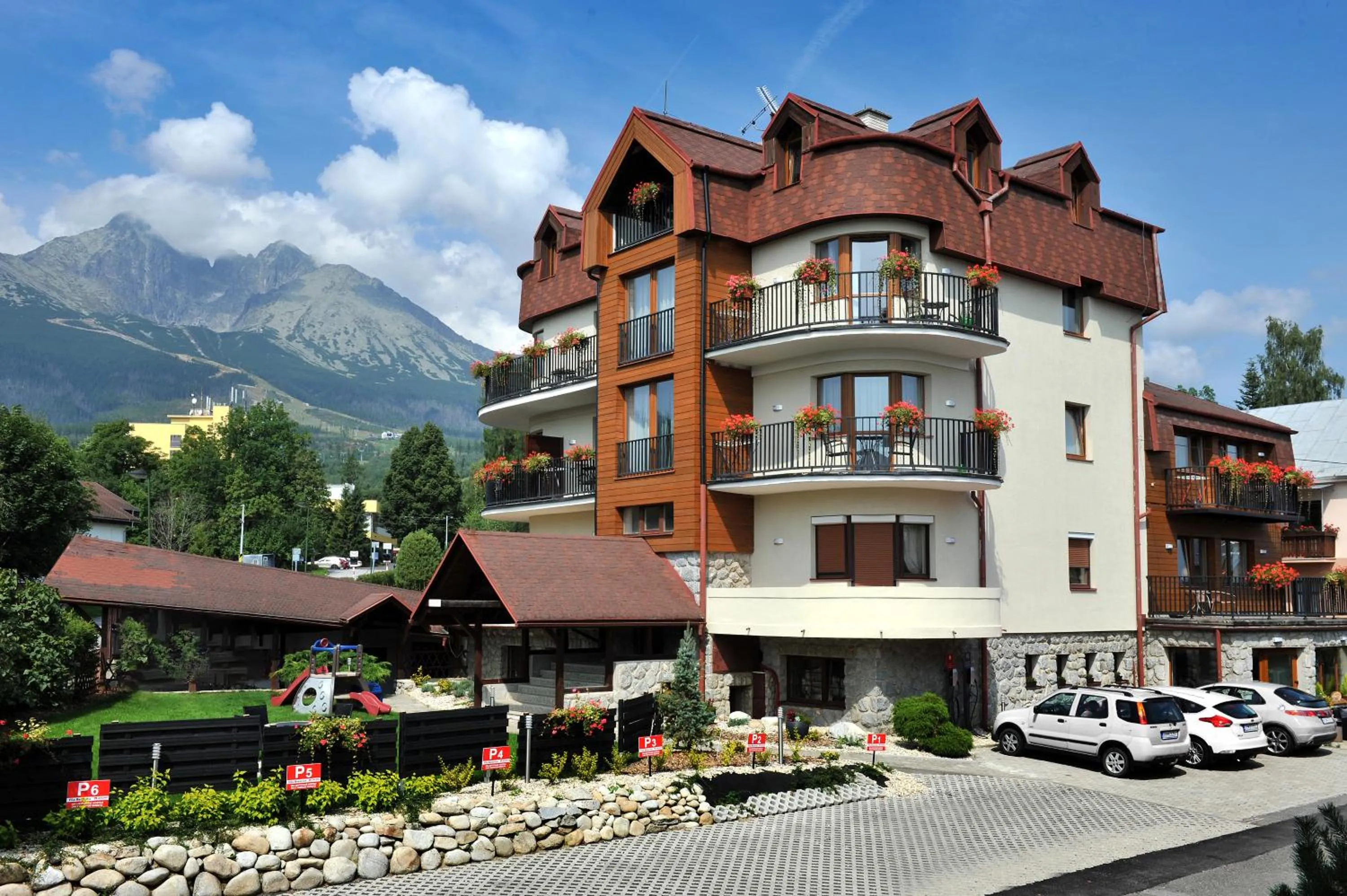 Property building in APLEND Vila Beatrice