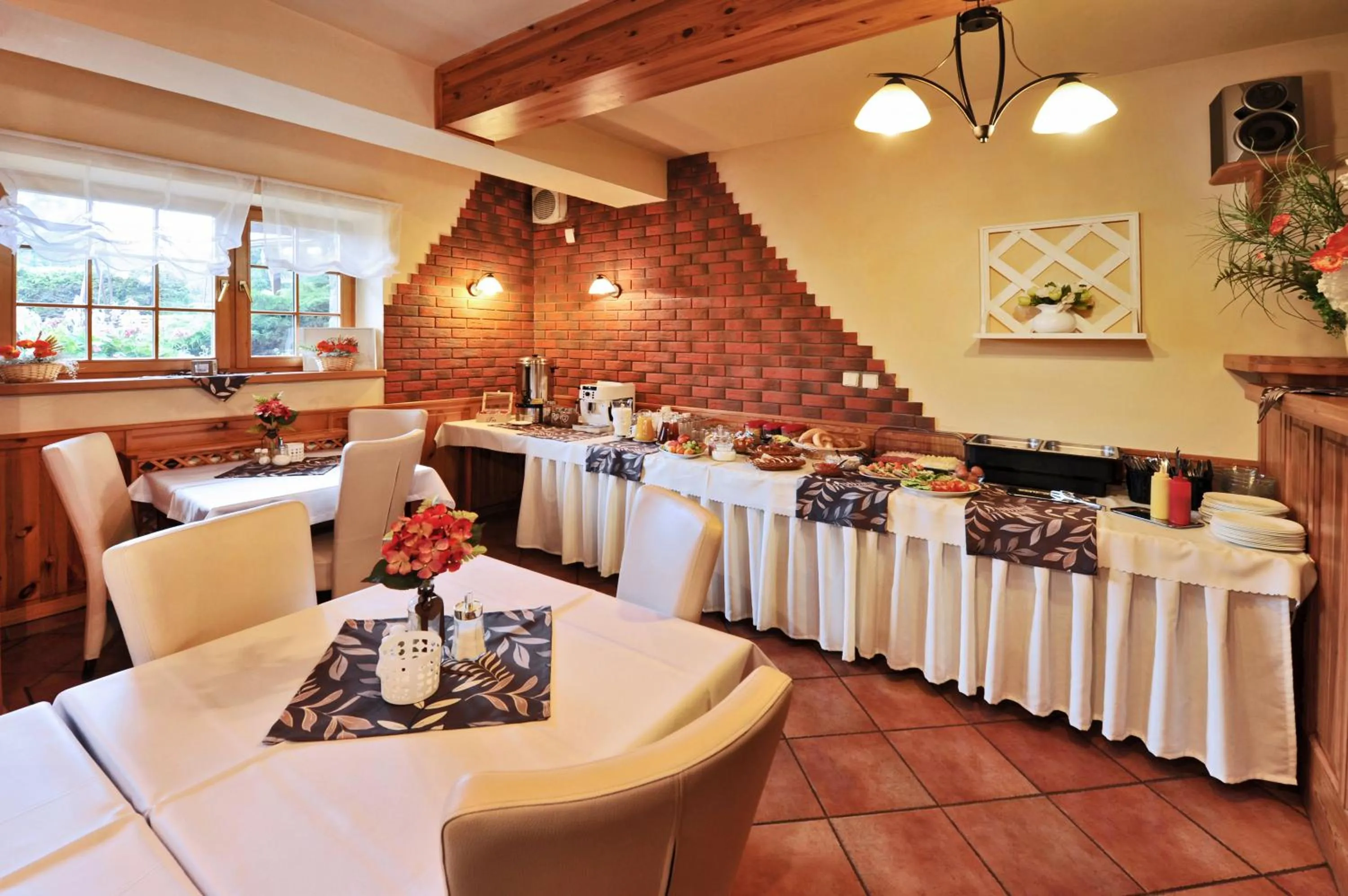 Buffet breakfast in APLEND Vila Beatrice