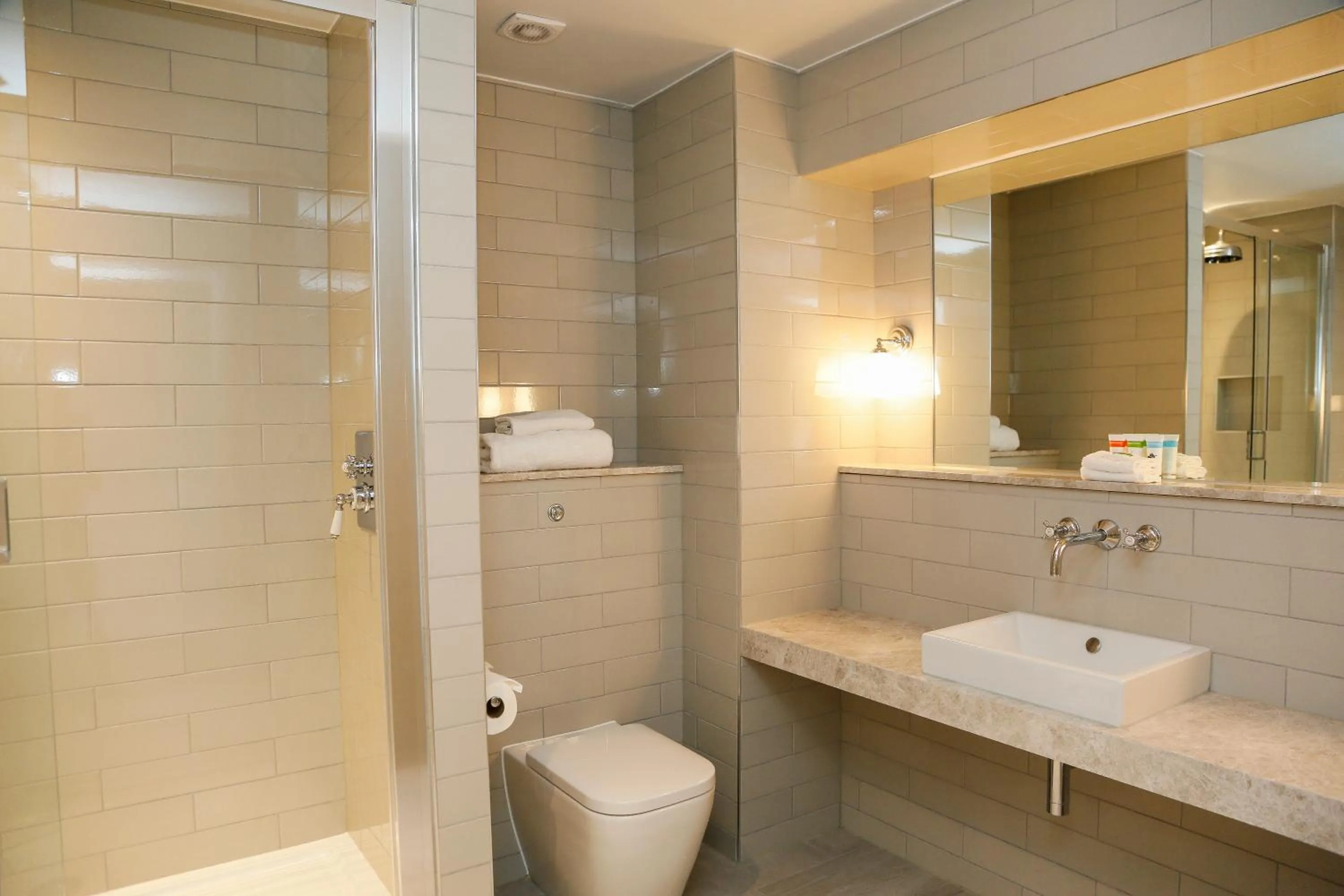 Bathroom in The Swan, Streatley, Berkshire