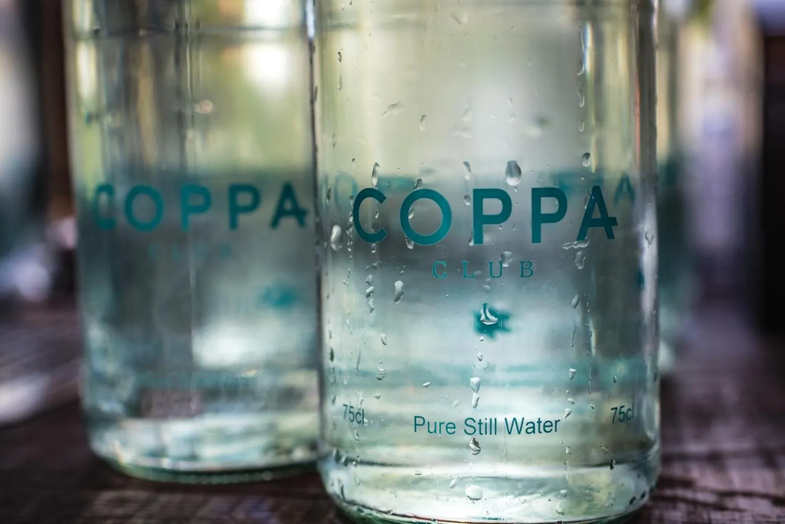 Non alcoholic drinks in The Swan, Streatley, Berkshire