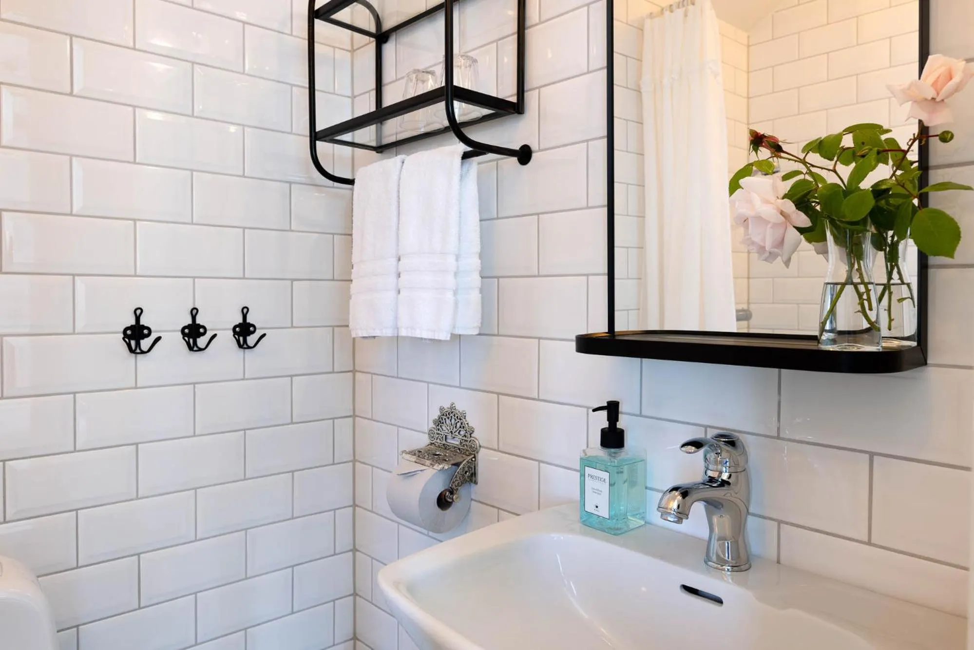 Bathroom in Strandvillan Hotell och Bed & Breakfast