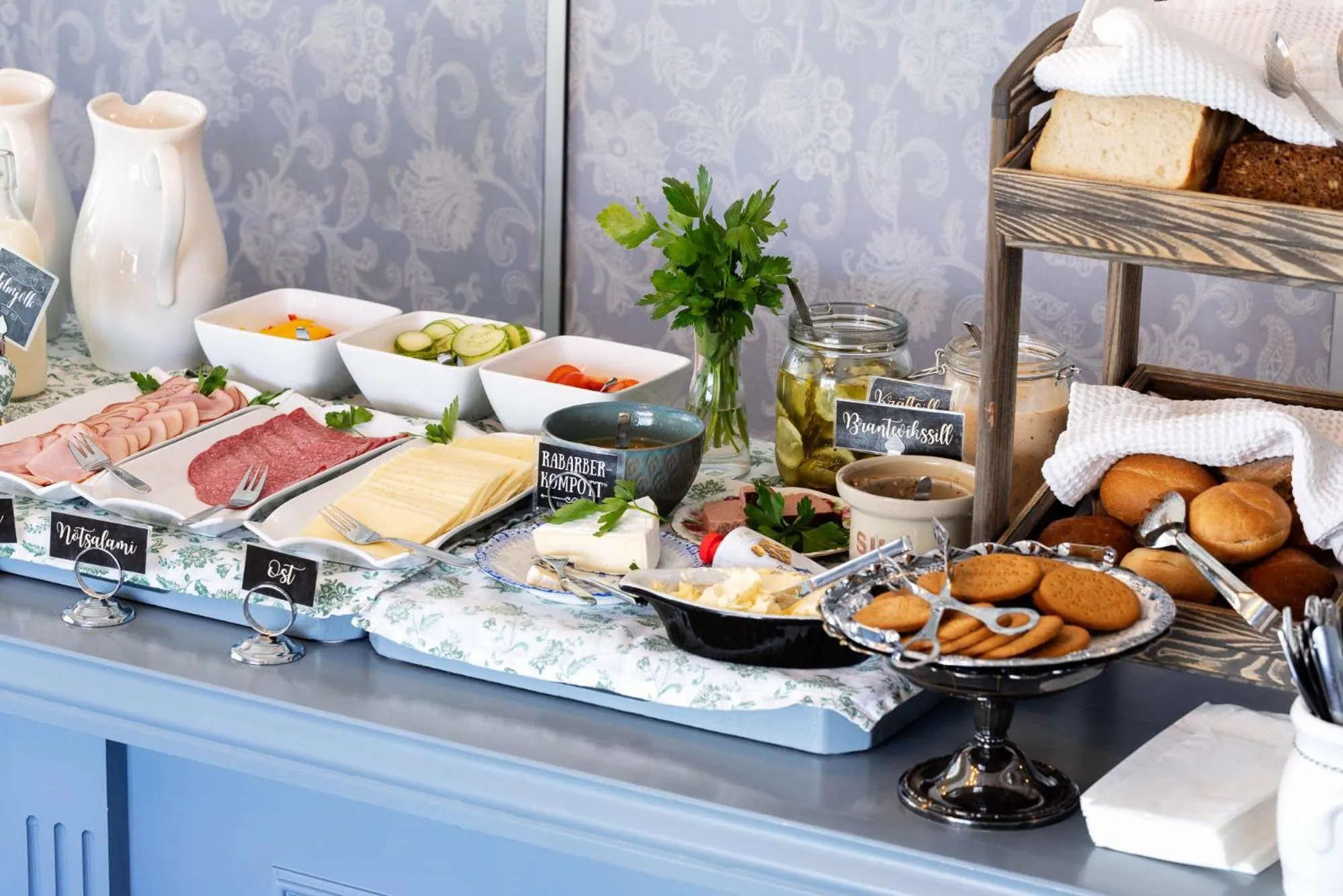 Breakfast in Strandvillan Hotell och Bed & Breakfast